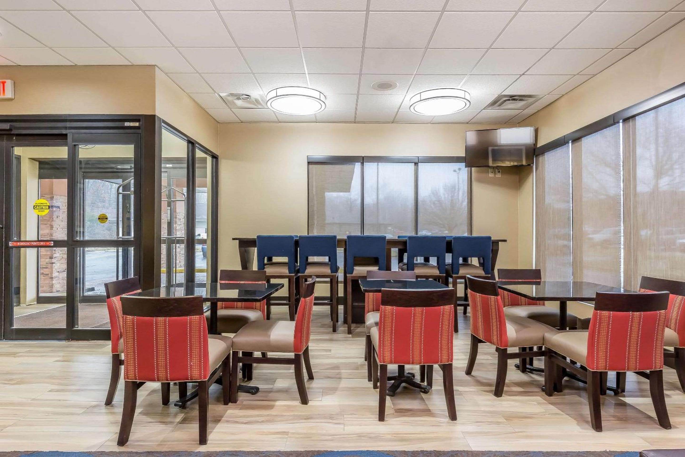 Comfort Inn Alton near I-255