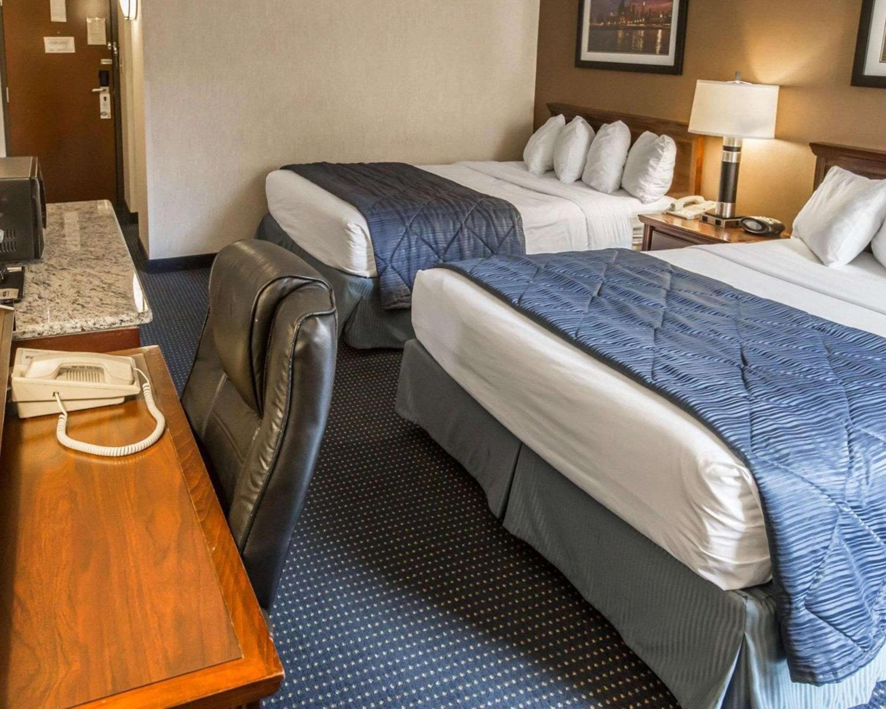 Quality Inn Schaumburg - Chicago near the Mall