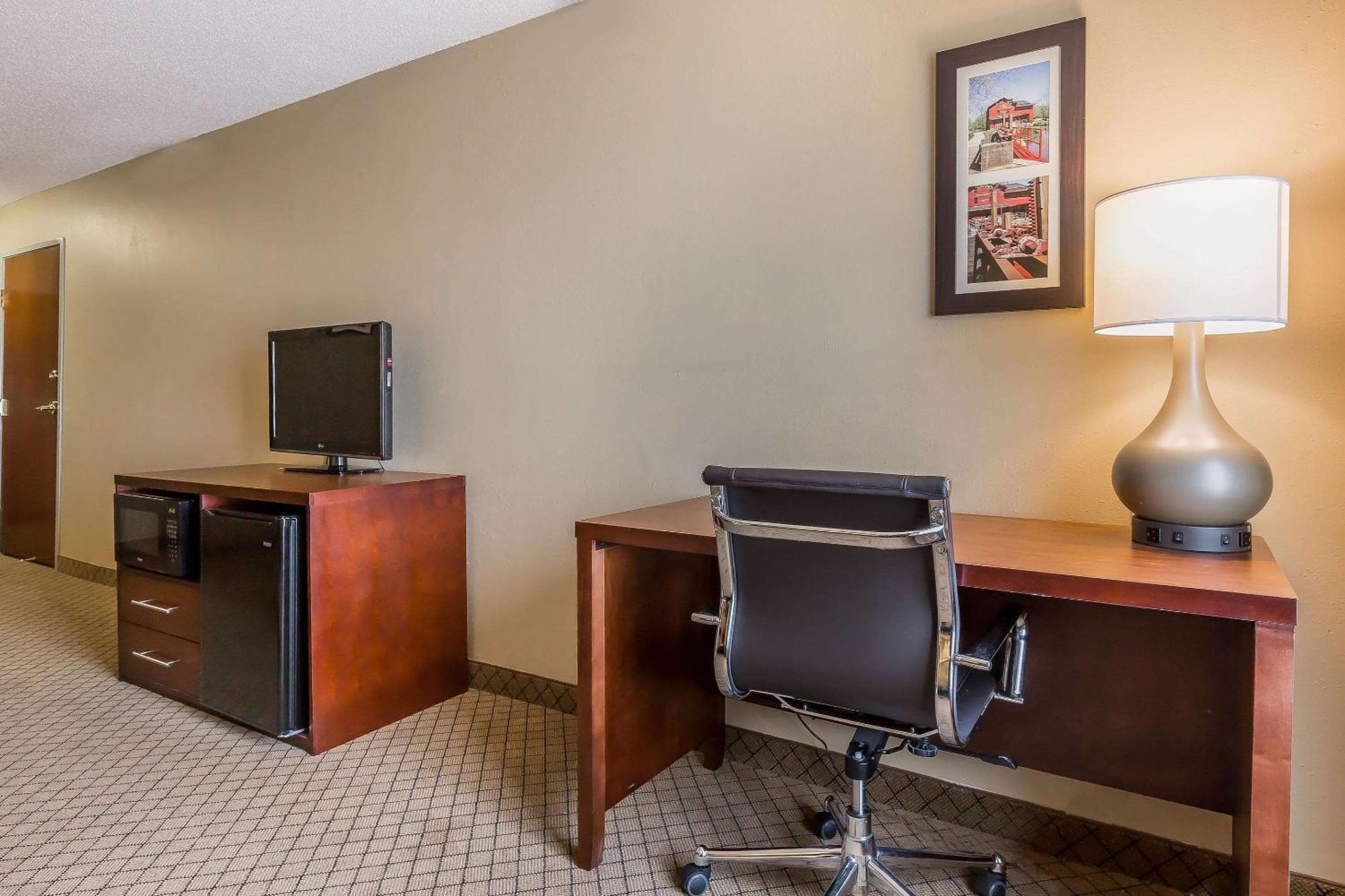 Comfort Inn & Suites Mishawaka-South Bend