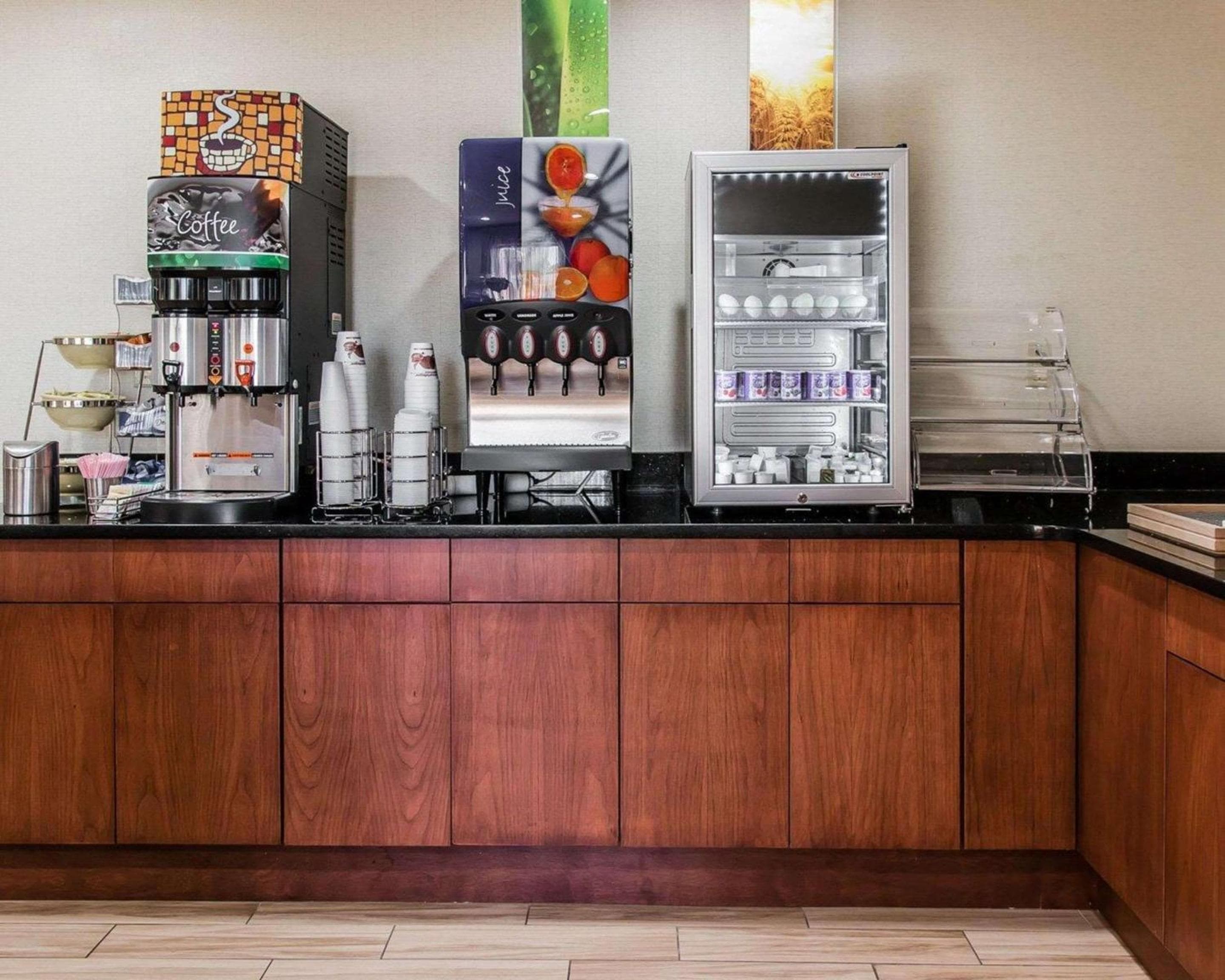 Quality Inn & Suites Warren - Detroit