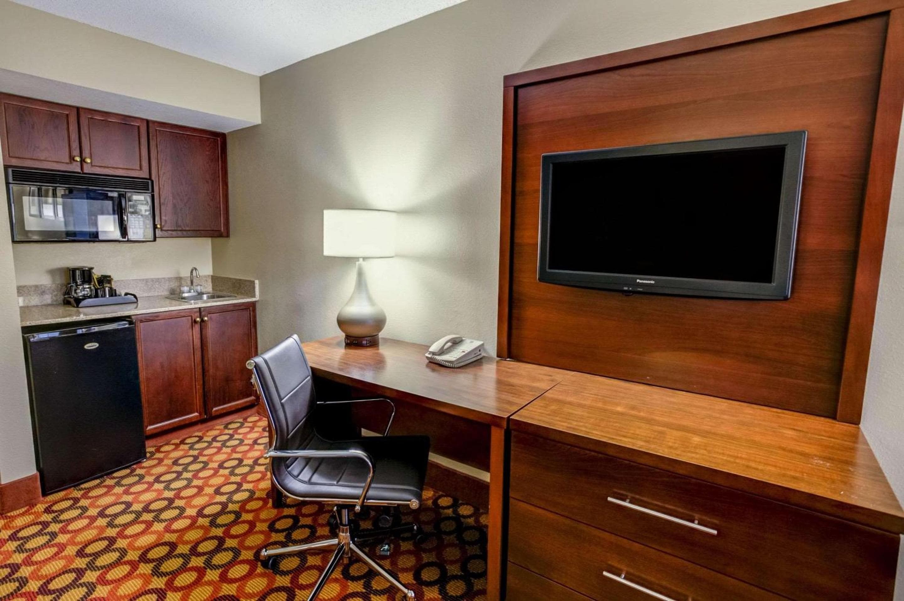 Concord Suites by IHG