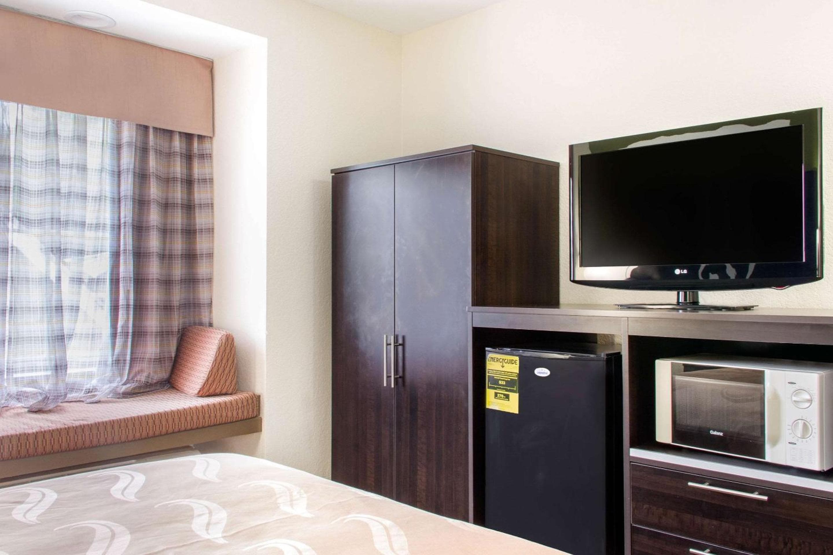 Quality Inn & Suites Maggie Valley - Cherokee Area