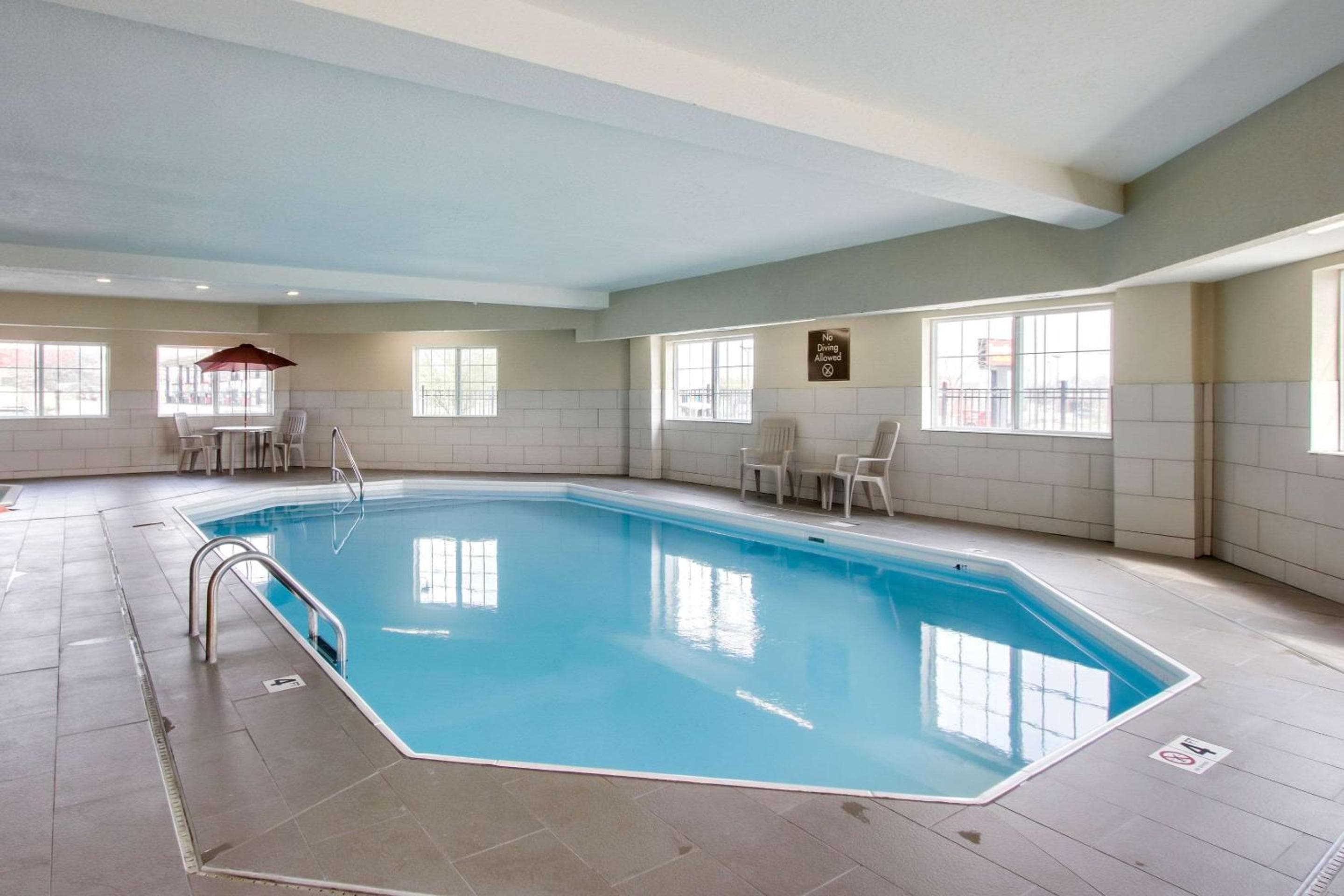 Comfort Inn & Suites Bellevue - Omaha Offutt AFB