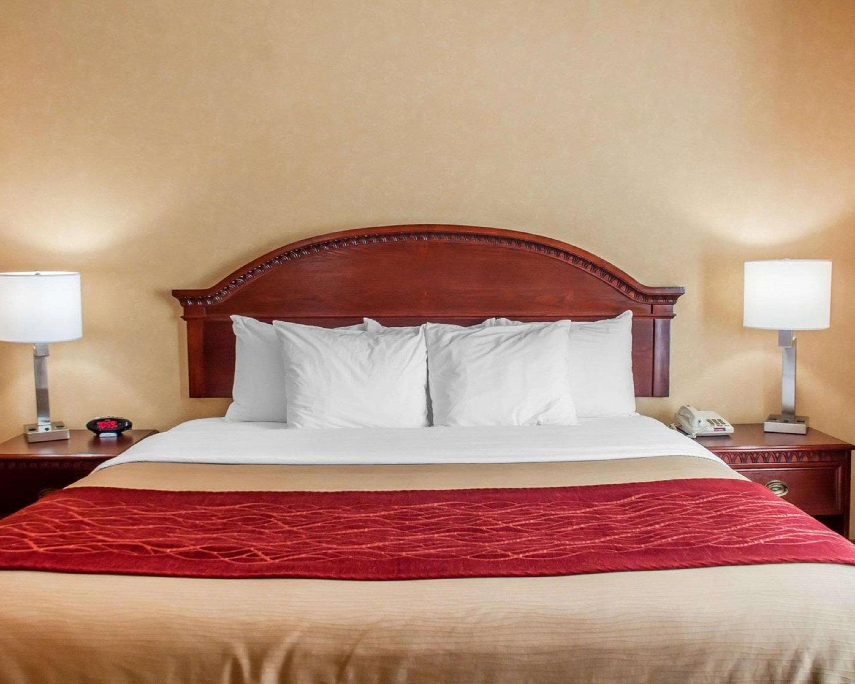 Quality Inn Near Walden Galleria Mall