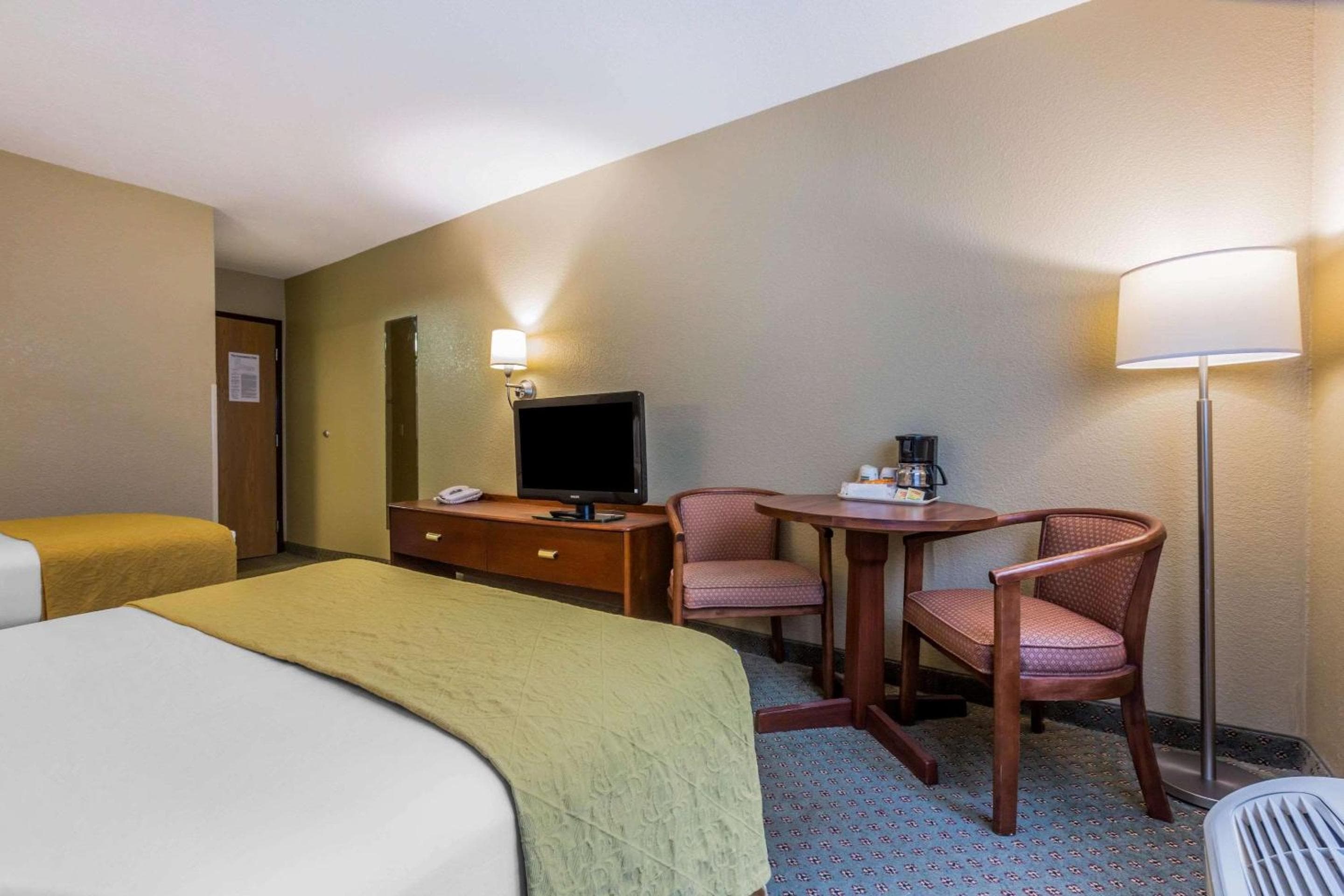 Quality Inn Hyde Park - Poughkeepsie North