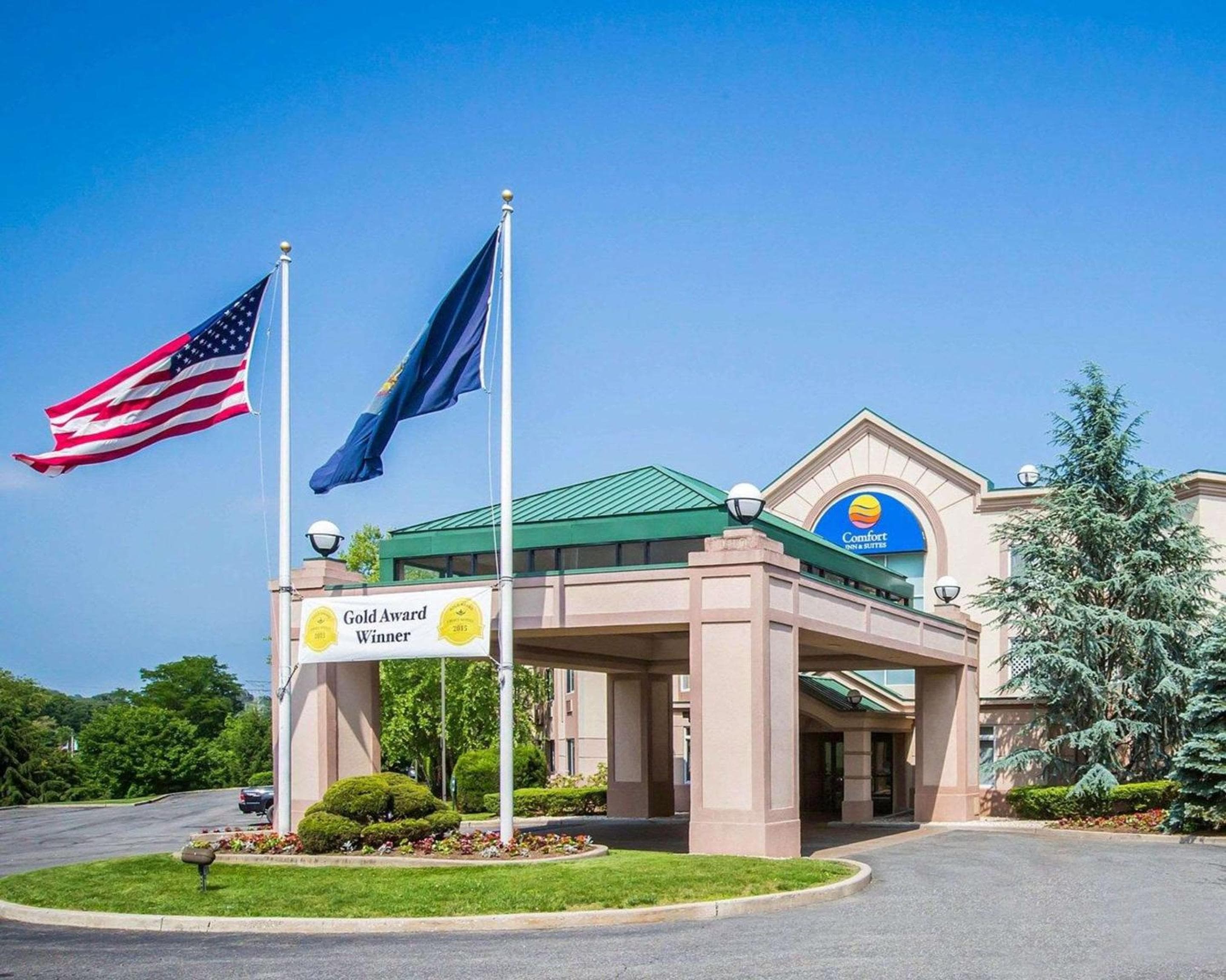 Holiday Inn Express & Suites Hawthorne - Elmsford North by IHG