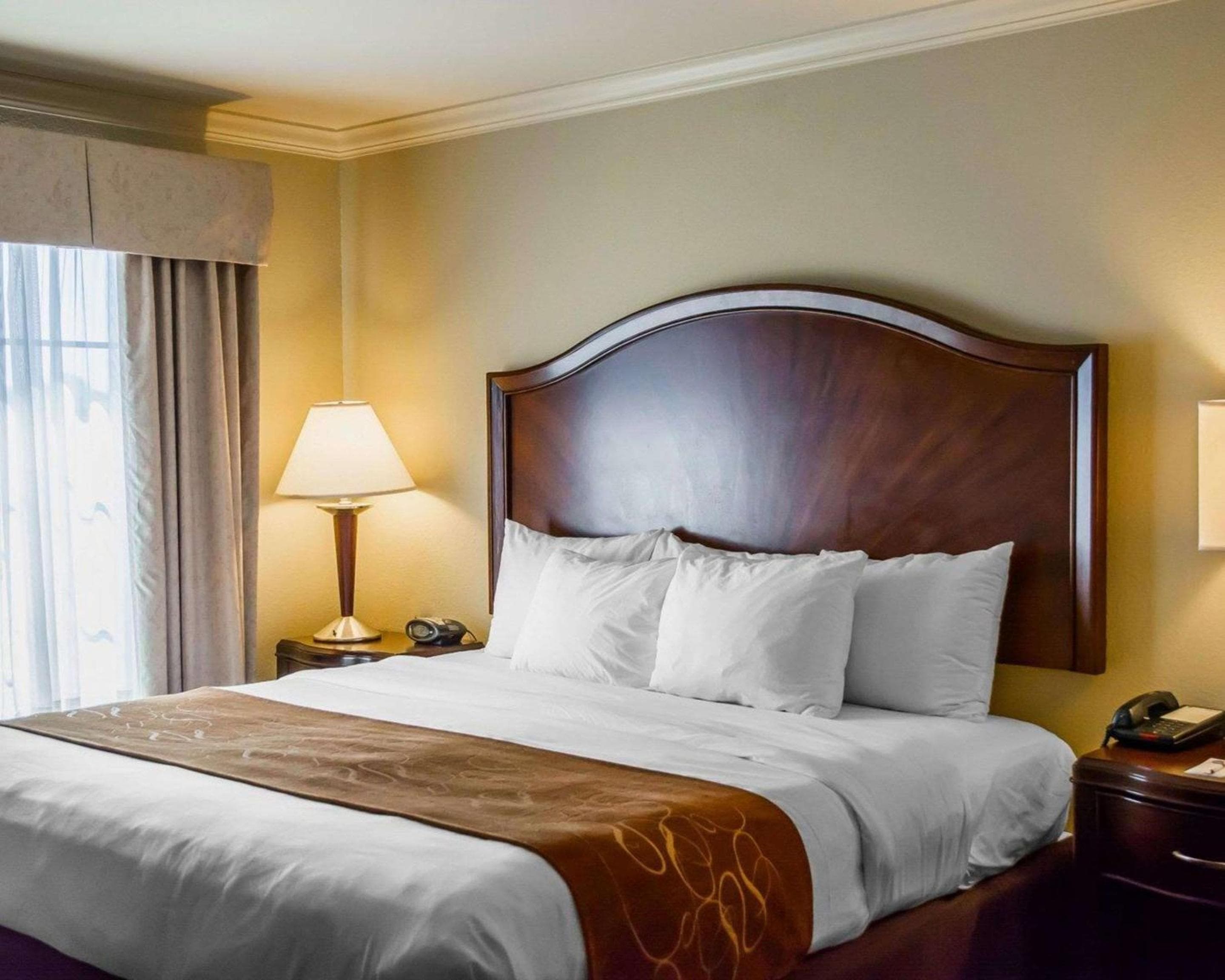 Spark by Hilton Cincinnati Fairfield