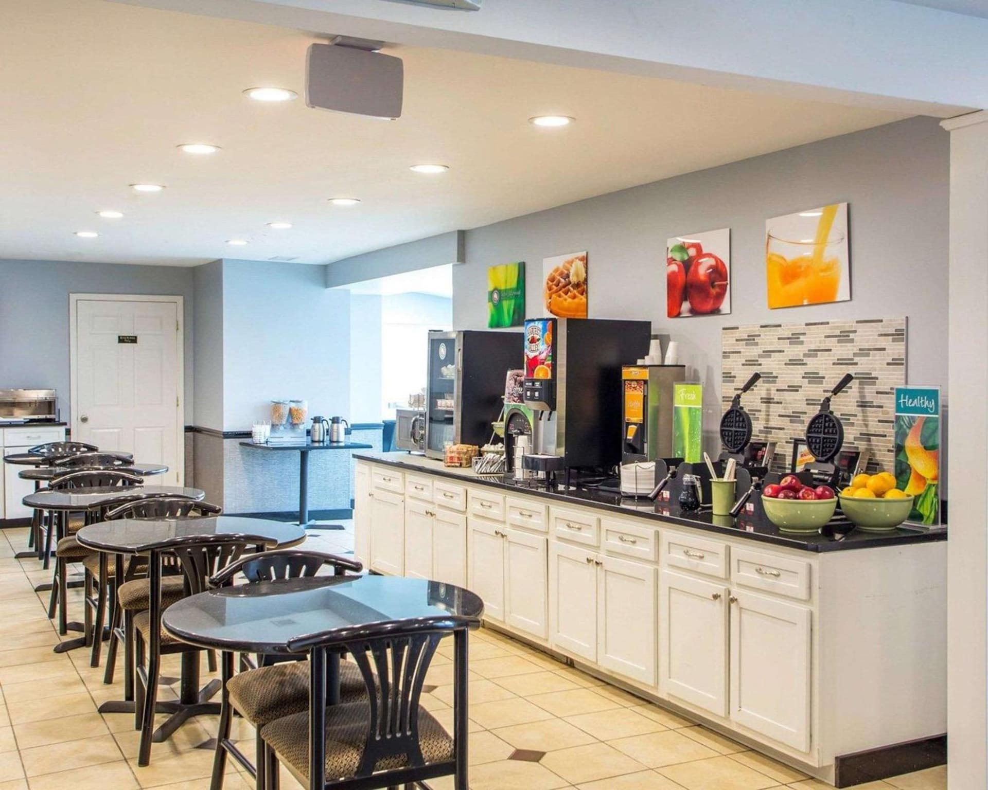 Quality Inn & Suites North-Polaris