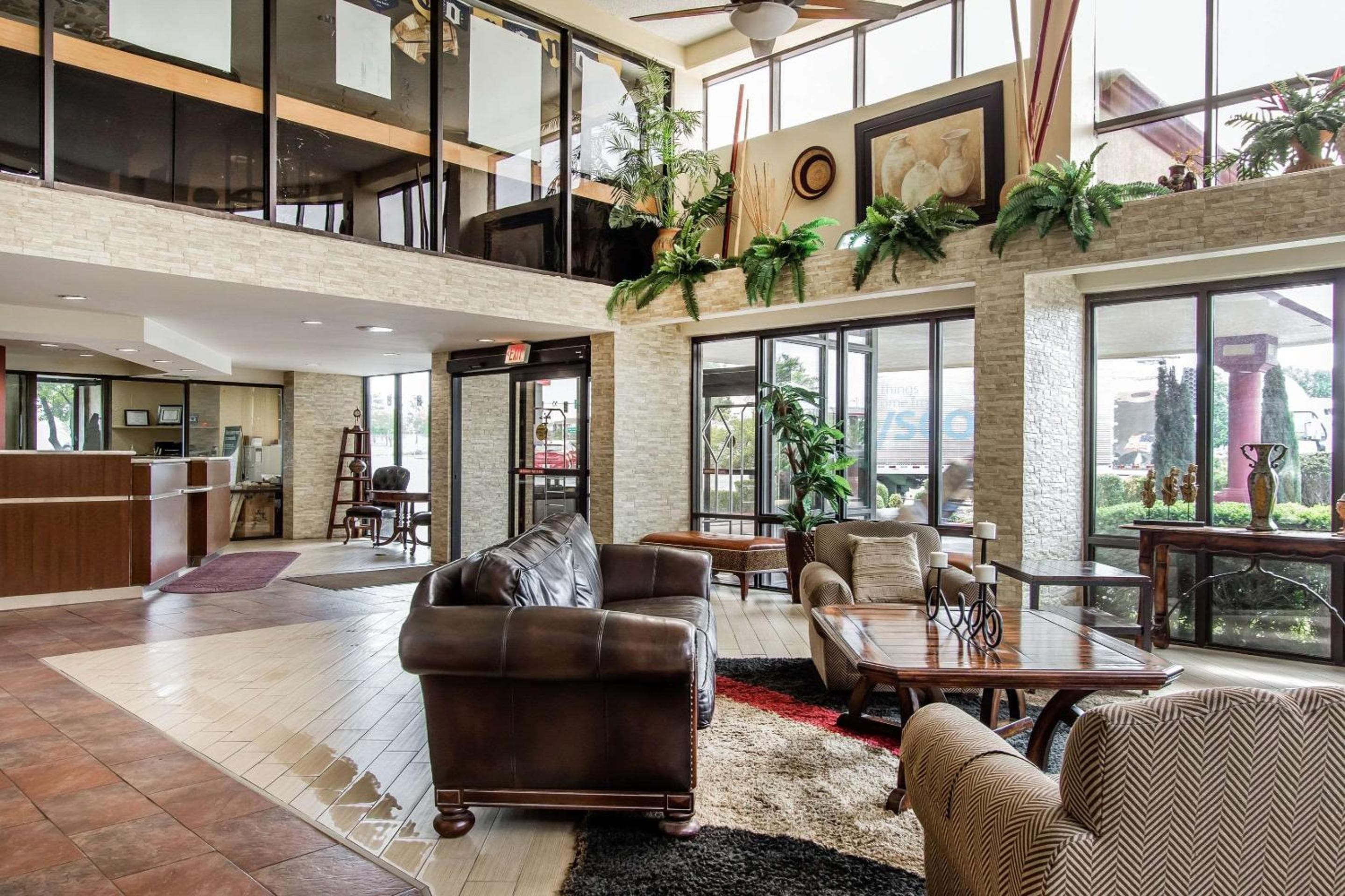 Ramada by Wyndham Tulsa Broken Arrow