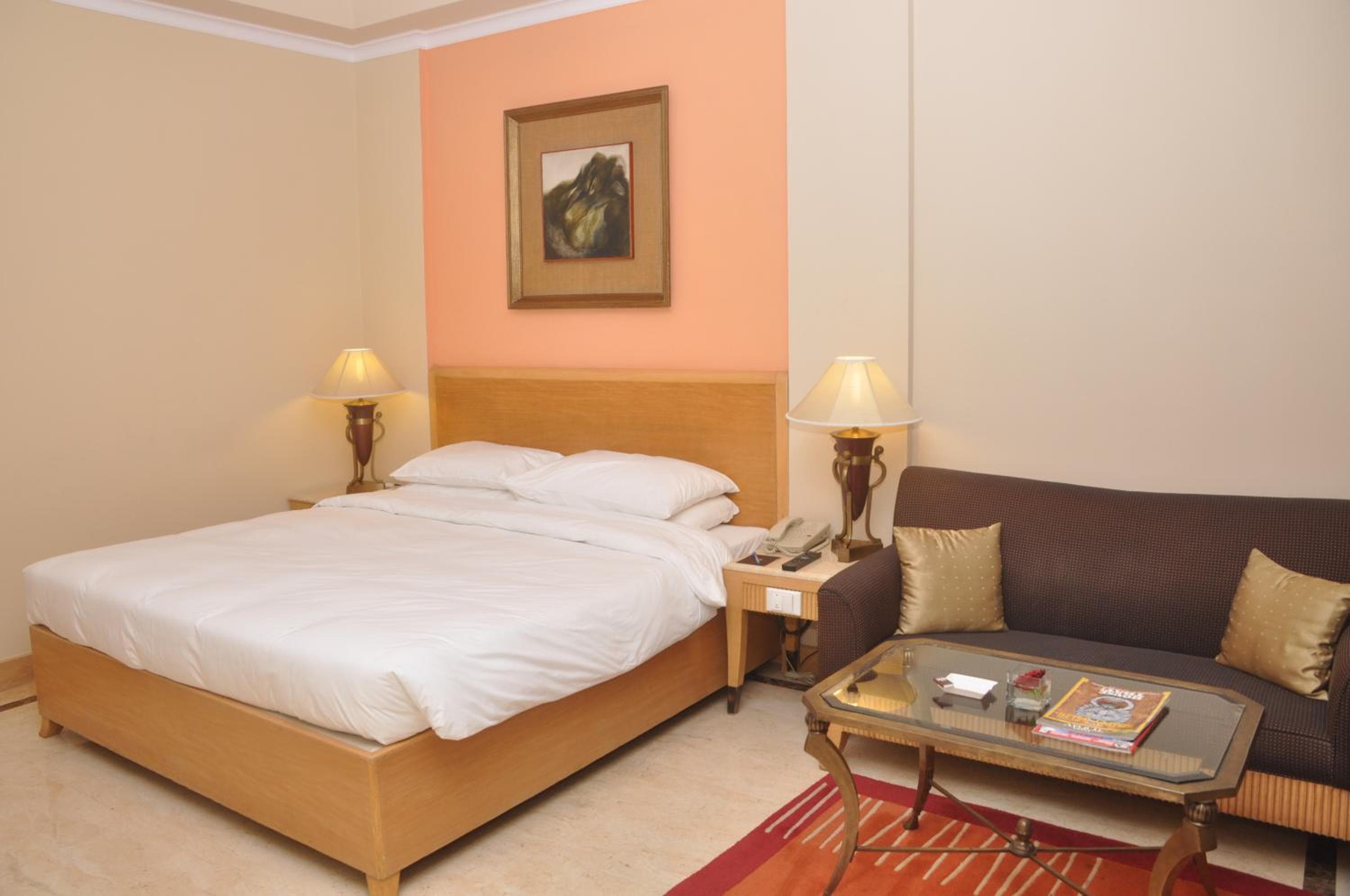 Hotel The Hans - Connaught Place, New Delhi