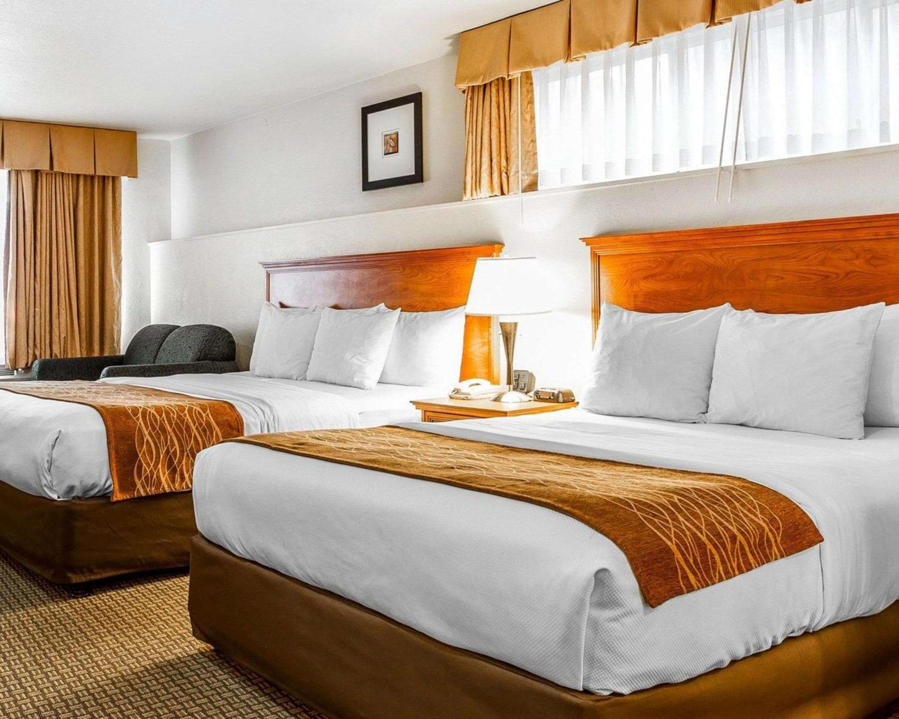 The Inn at 1252 Monterey