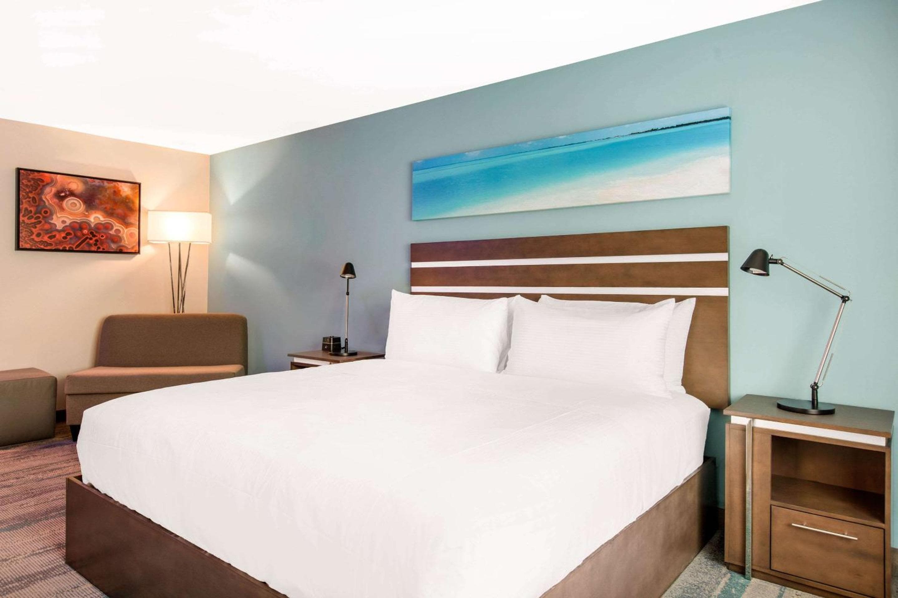 The Cove Hotel