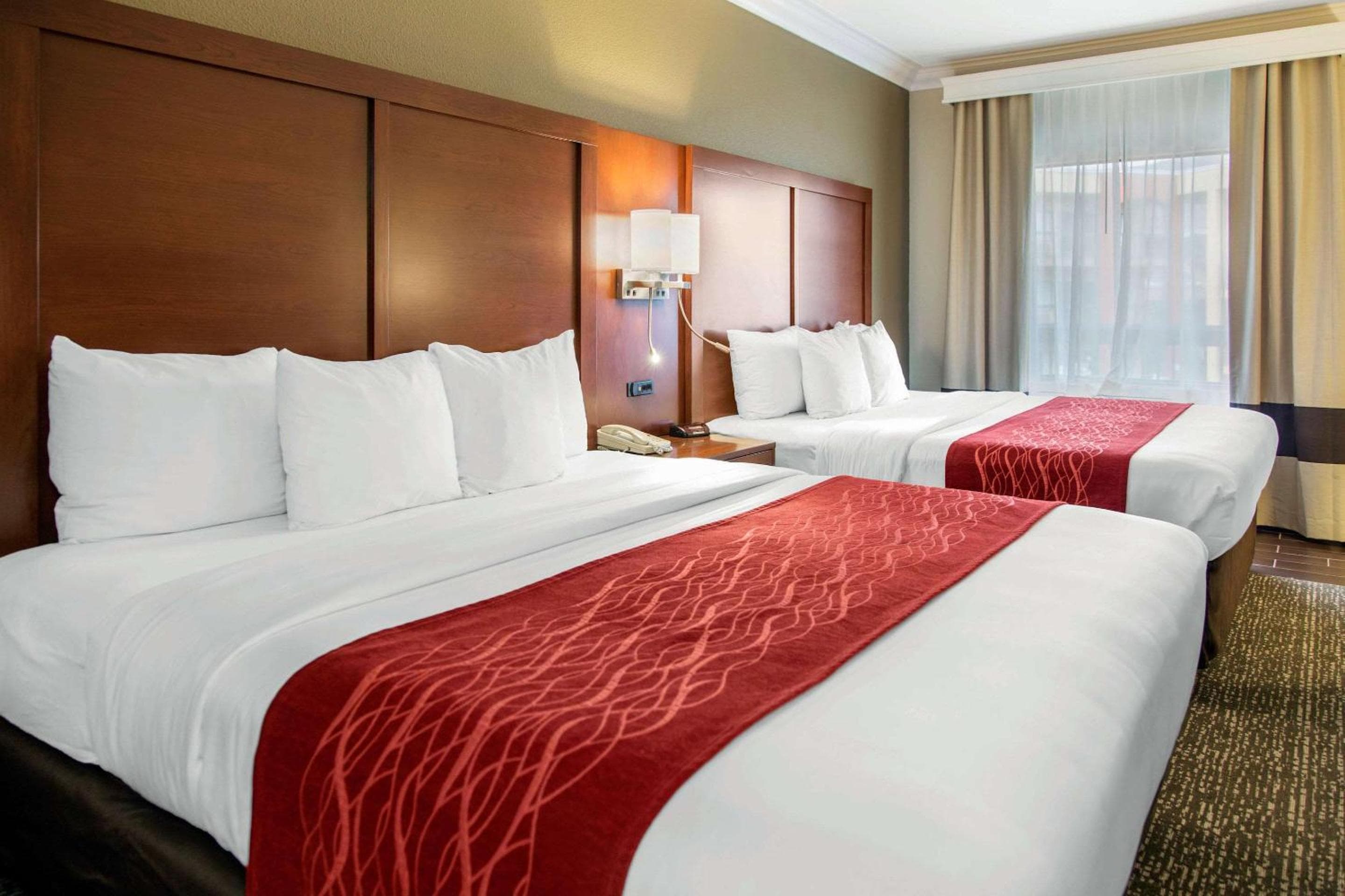 Comfort Inn & Suites San Francisco Airport North