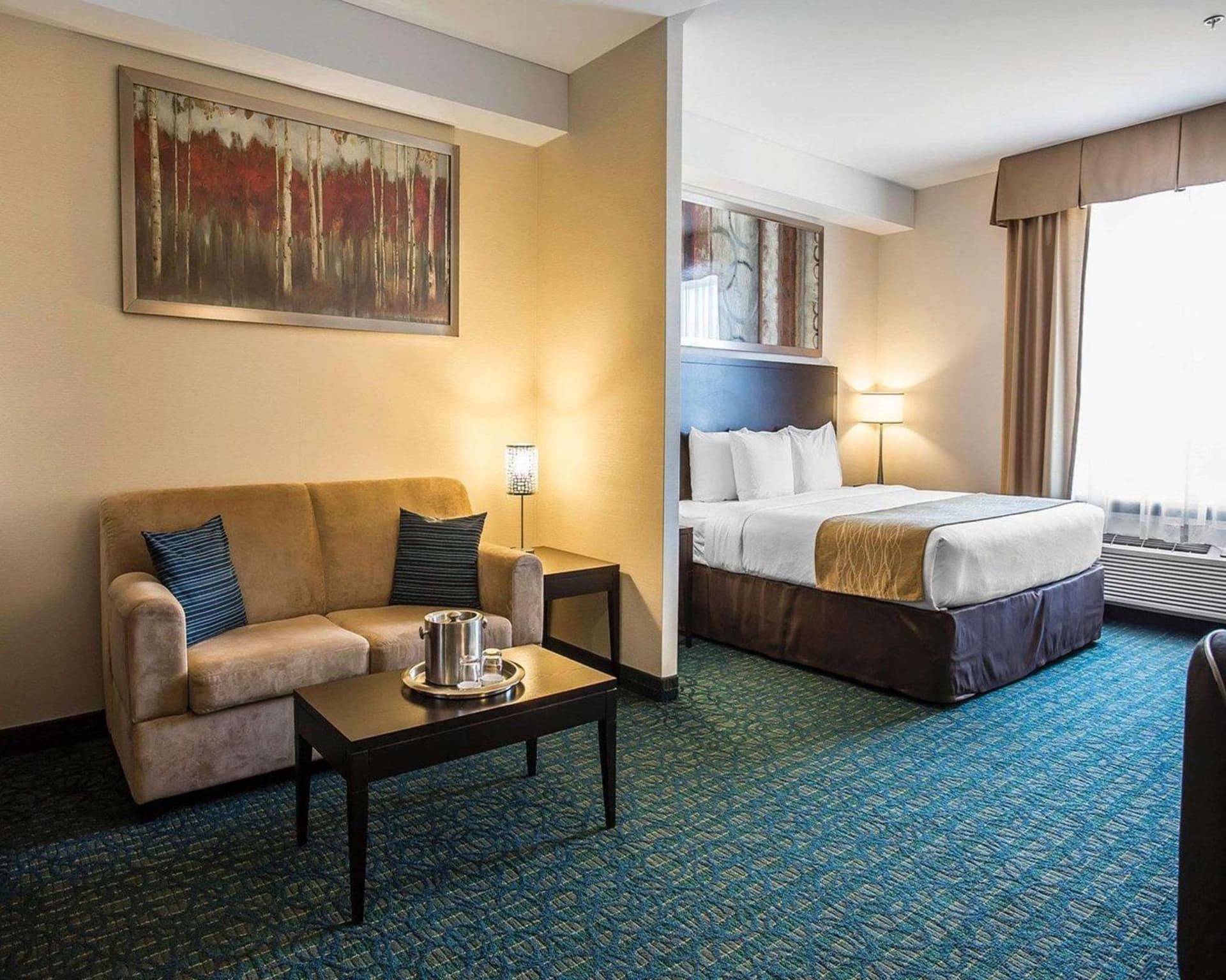 Comfort Hotel Bayer's Lake