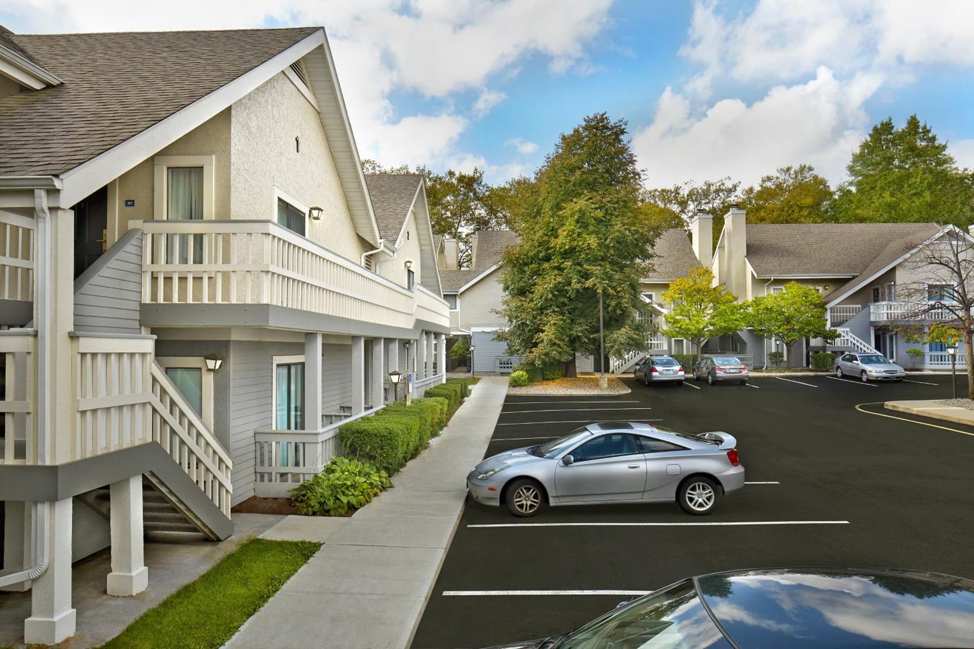 New Haven Village Suites