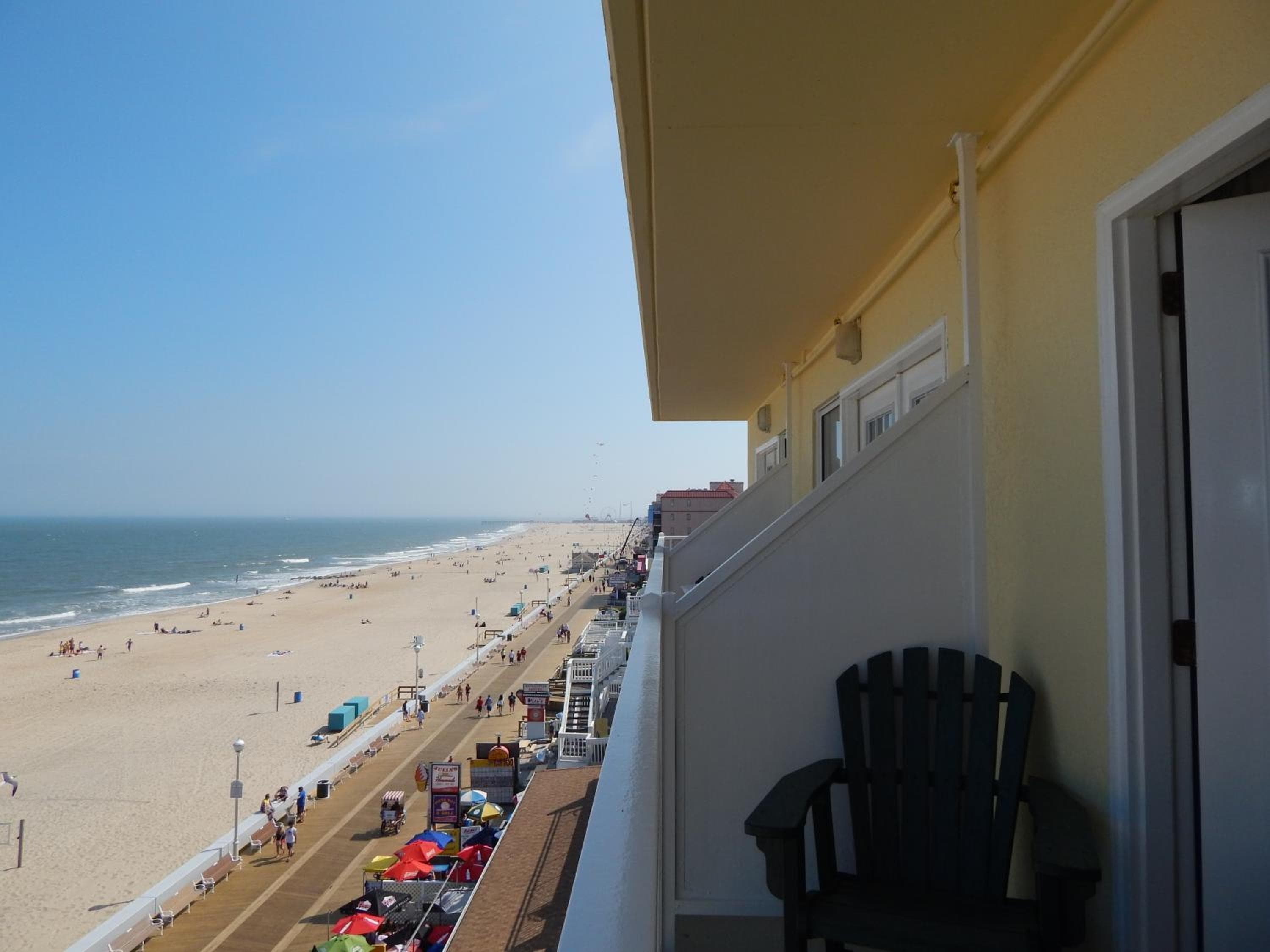 Howard Johnson Plaza by Wyndham Ocean City Oceanfront