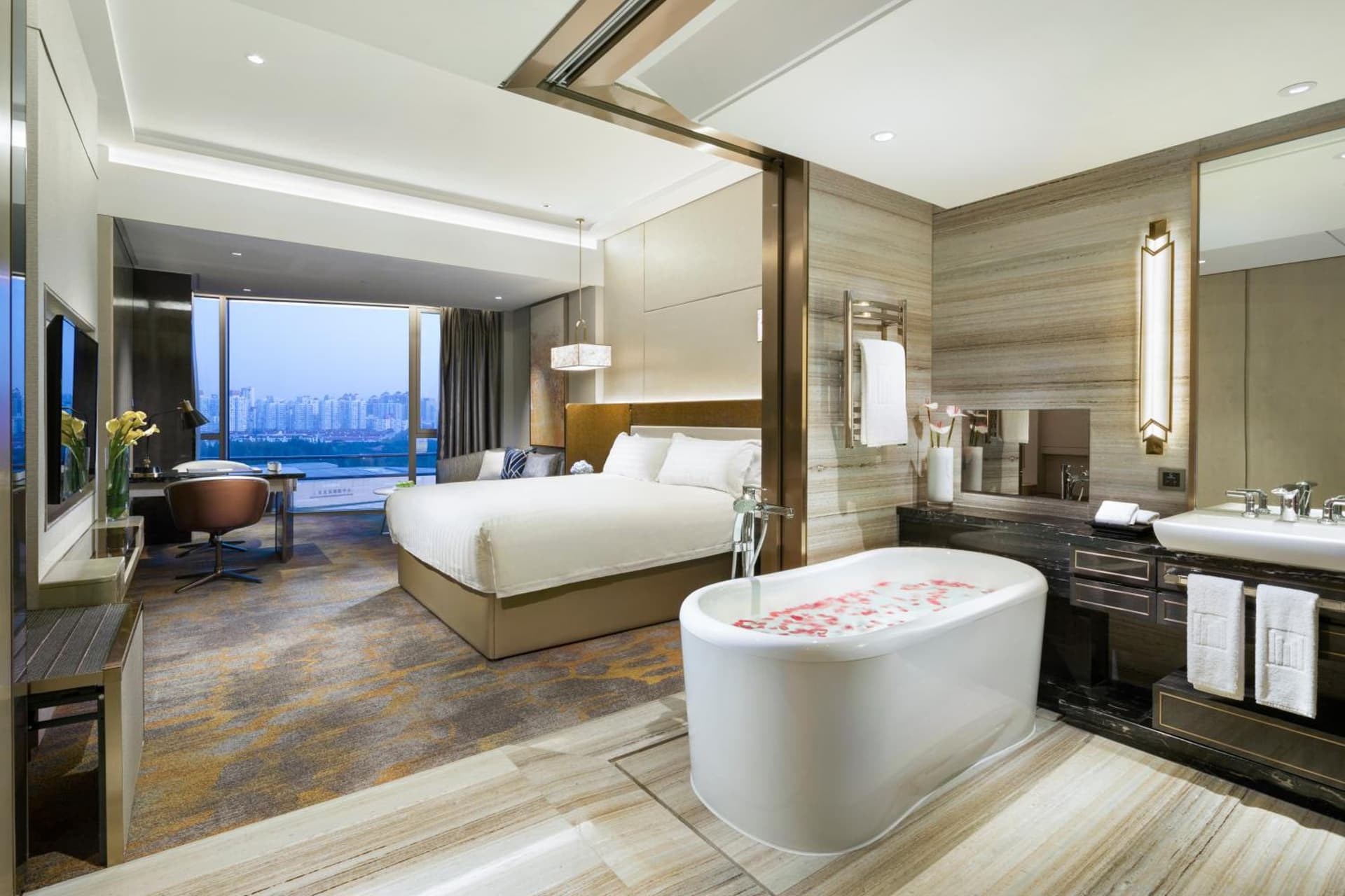Grand Millennium Shanghai HongQiao