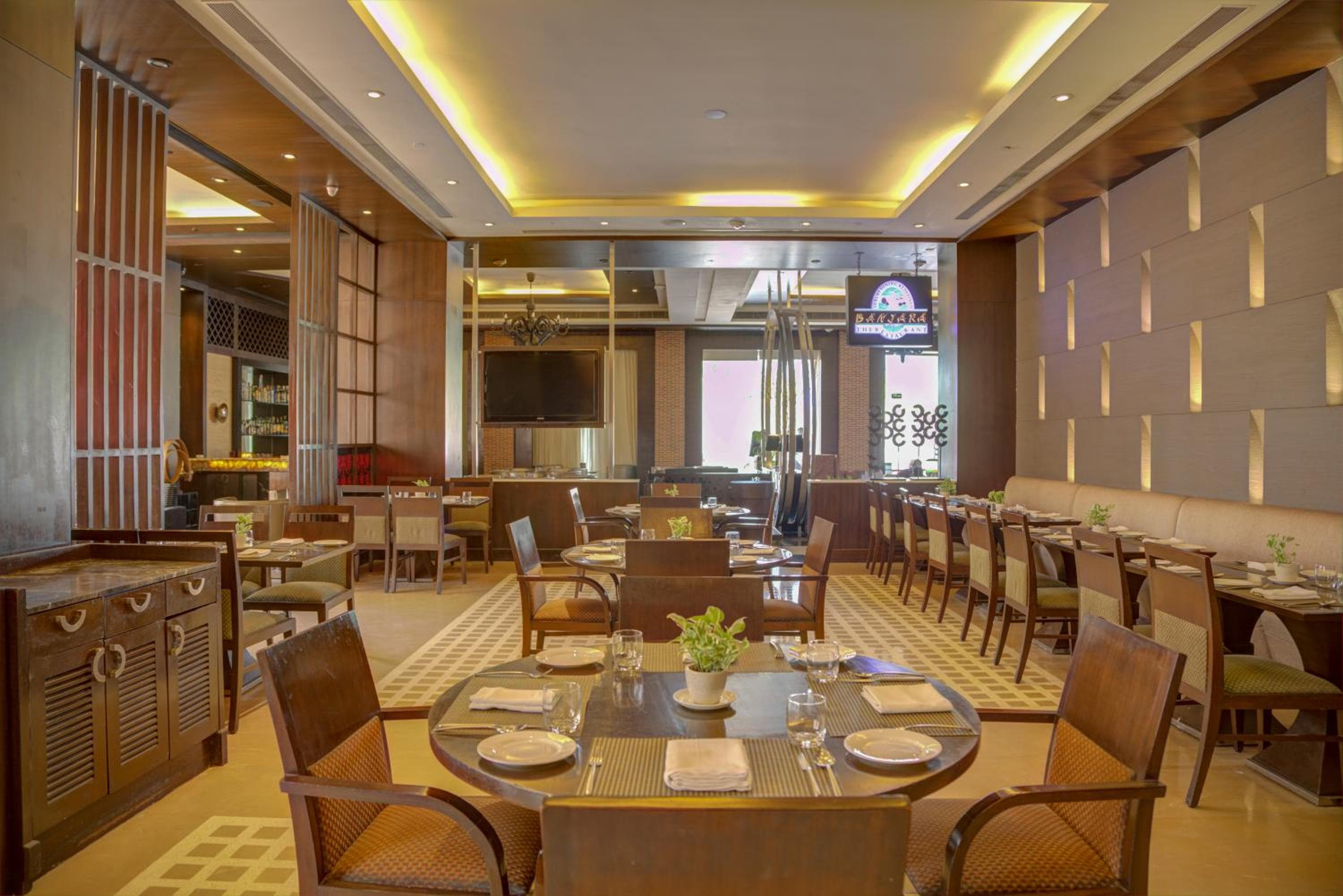 Goldfinch Hotel Delhi NCR
