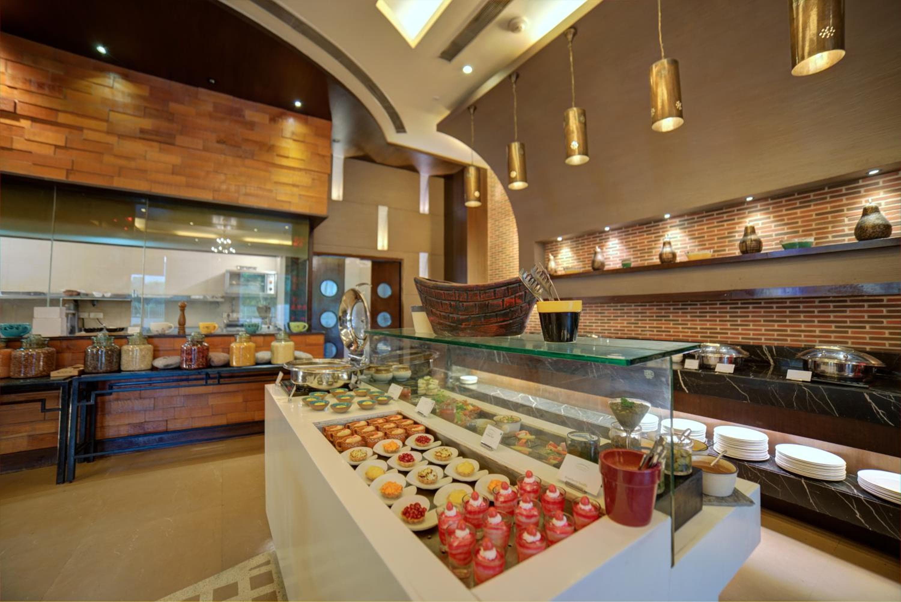 Goldfinch Hotel Delhi NCR