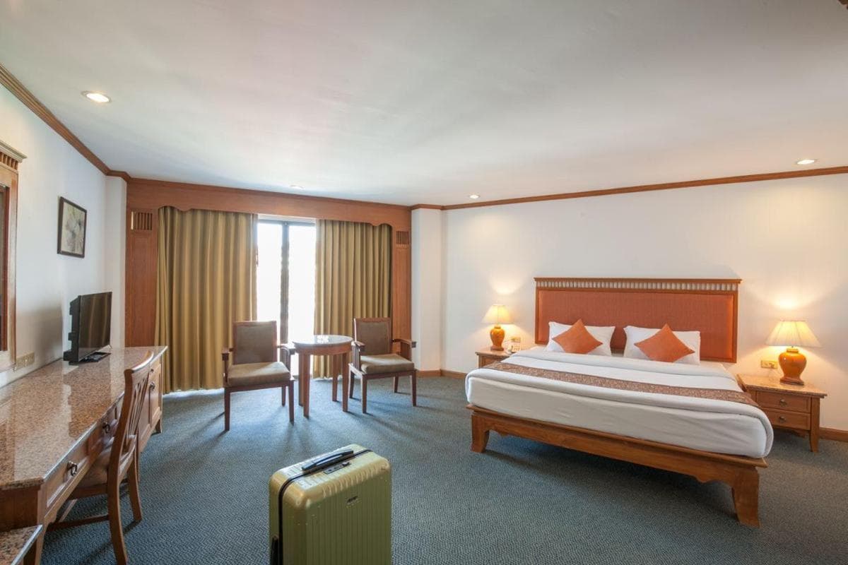 Royal Palace Hotel