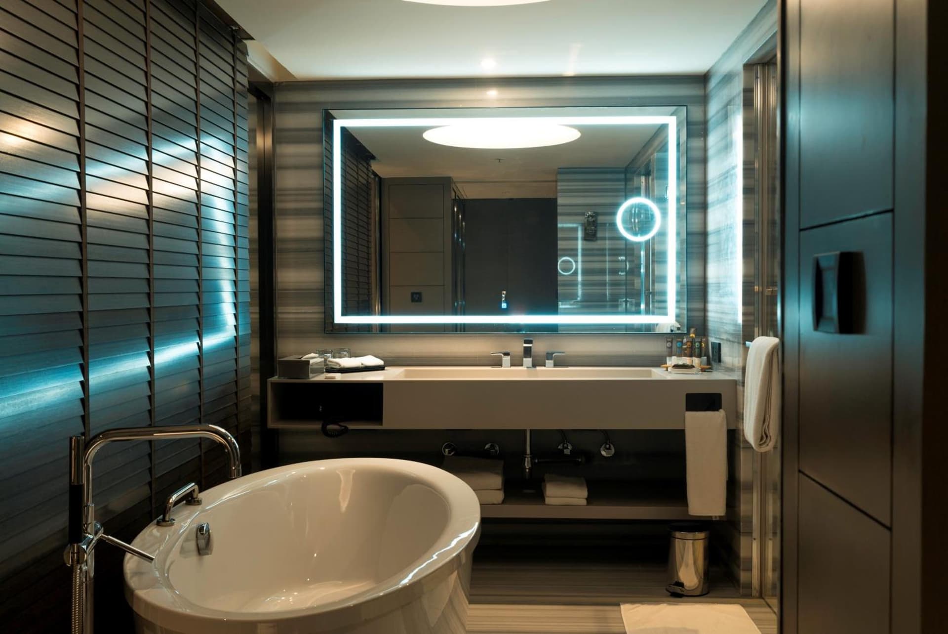 Novotel Chennai Chamiers Road