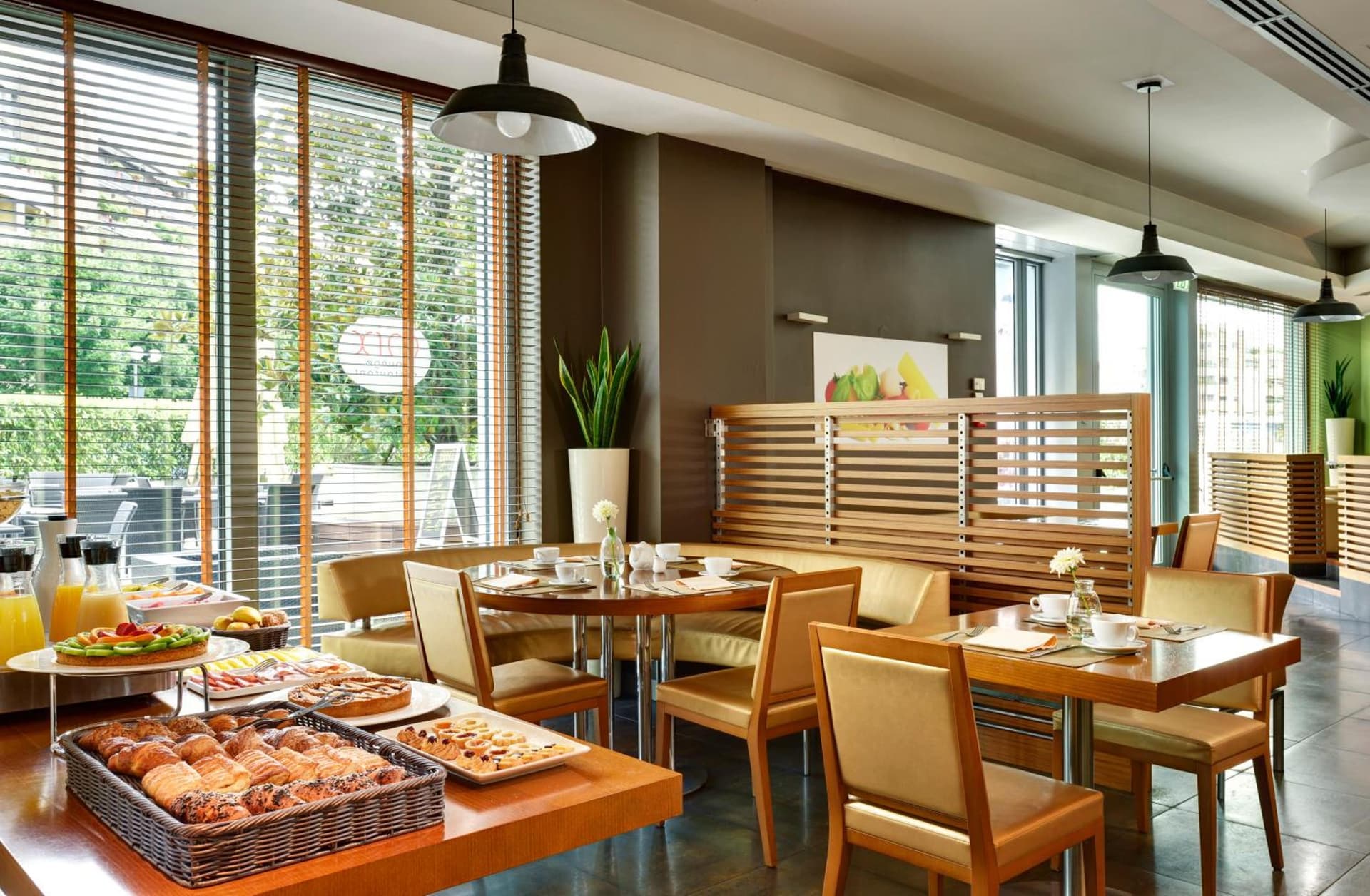 UNA Hotels The One Milano Hotel & Residence