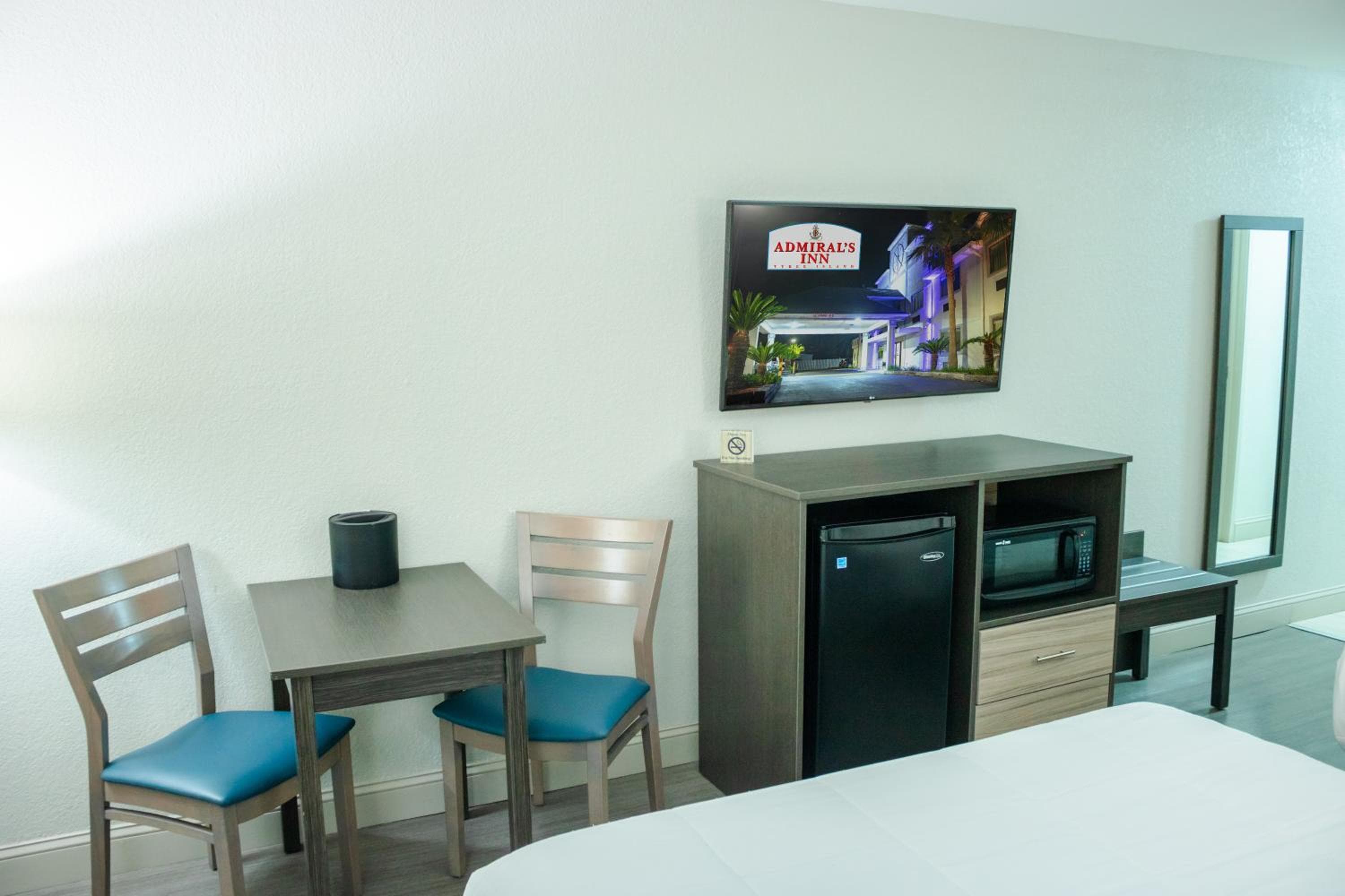 Admiral's Inn on Tybee Island