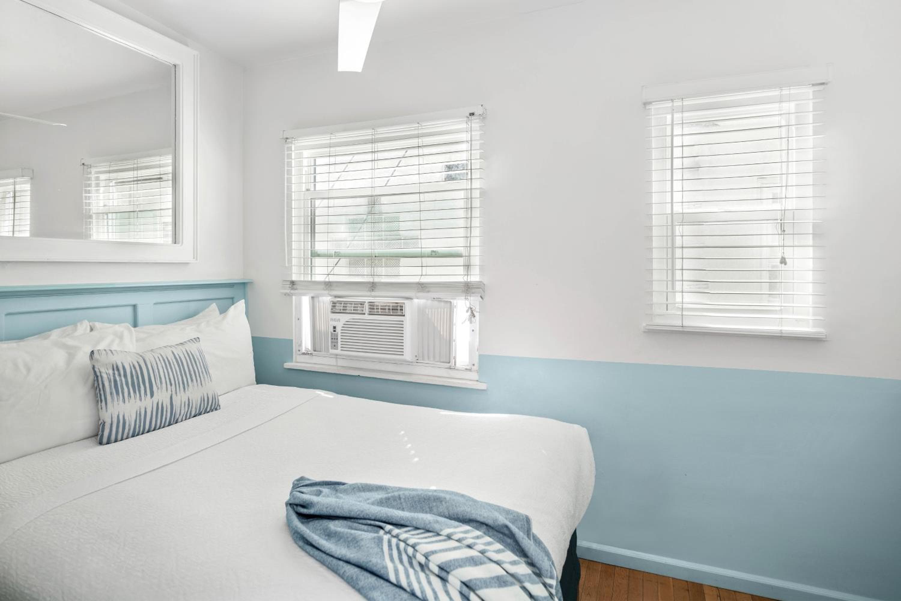Sea Blue Hotel