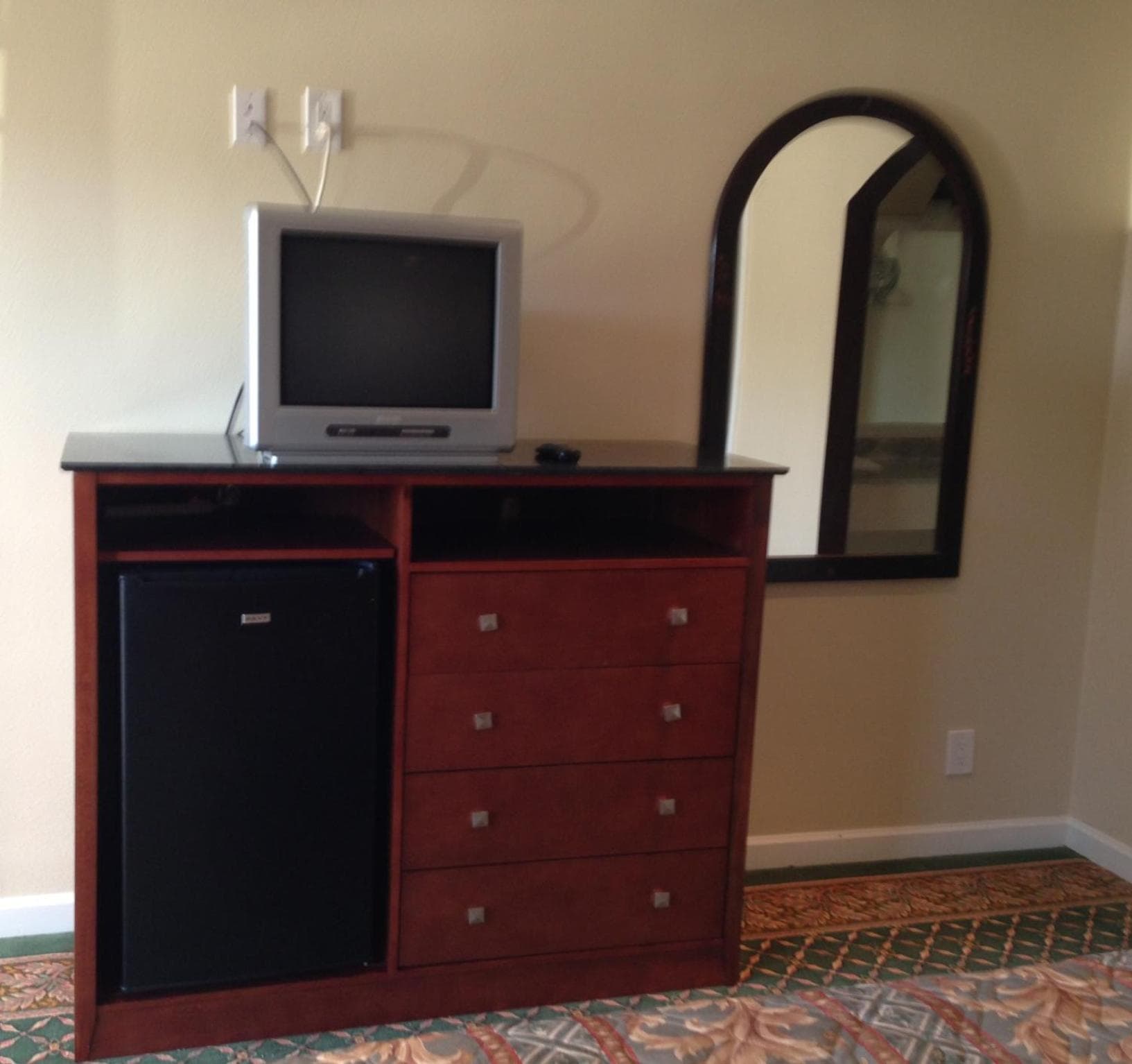 Economy Inn - Burbank Airport