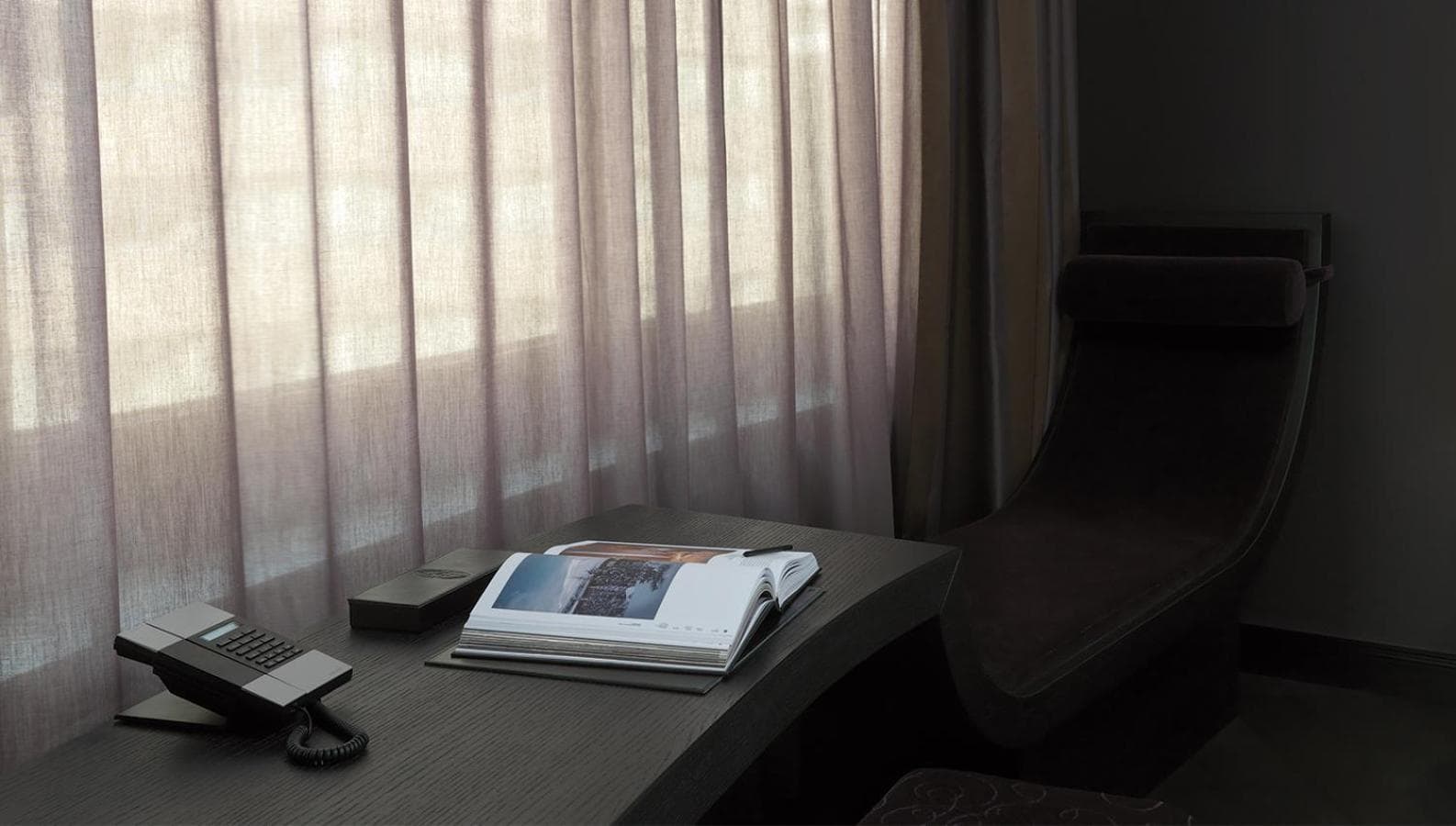 Roomers Frankfurt Central, Autograph Collection