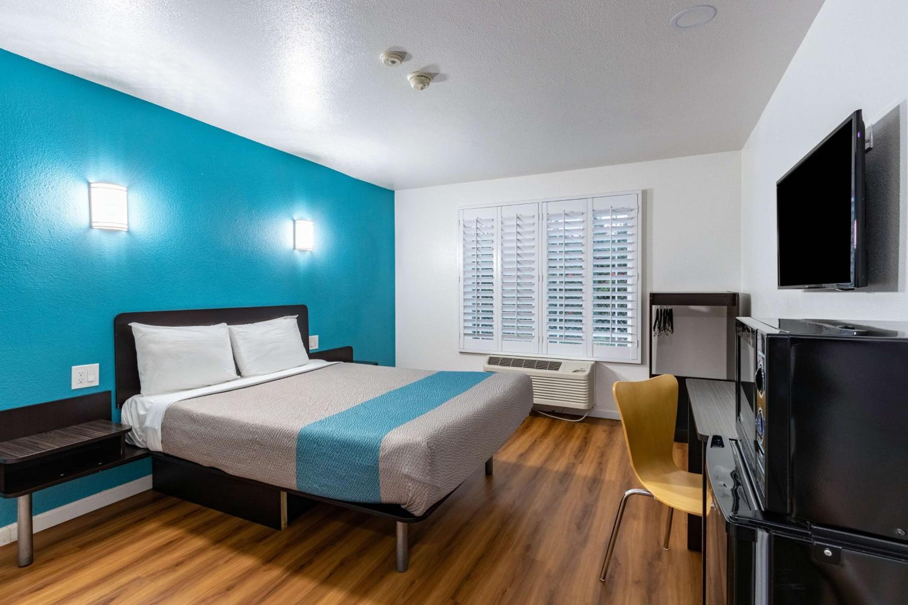 Motel 6-Fountain Valley, CA - Huntington Beach Area
