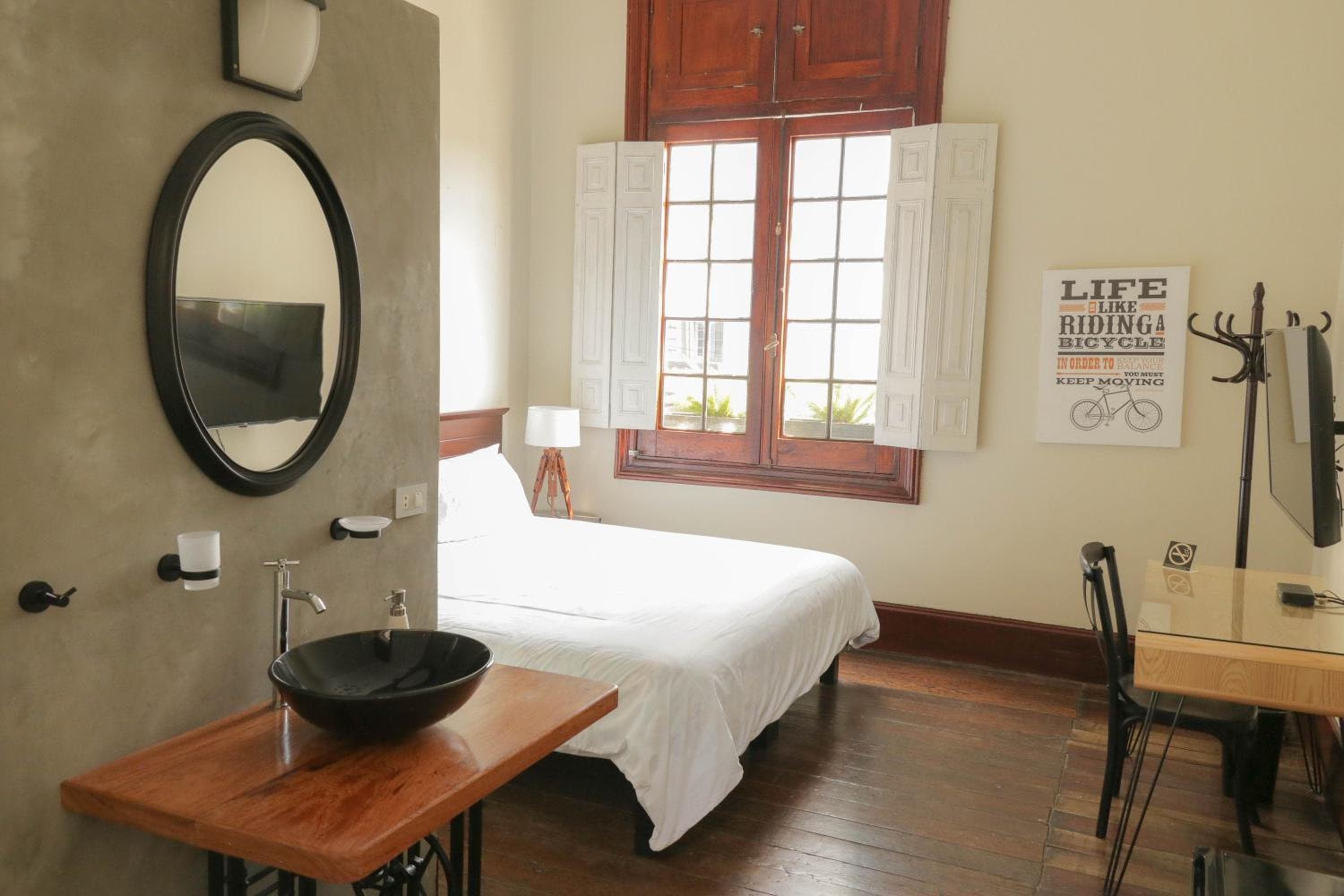 1900 Backpacker's Hostel