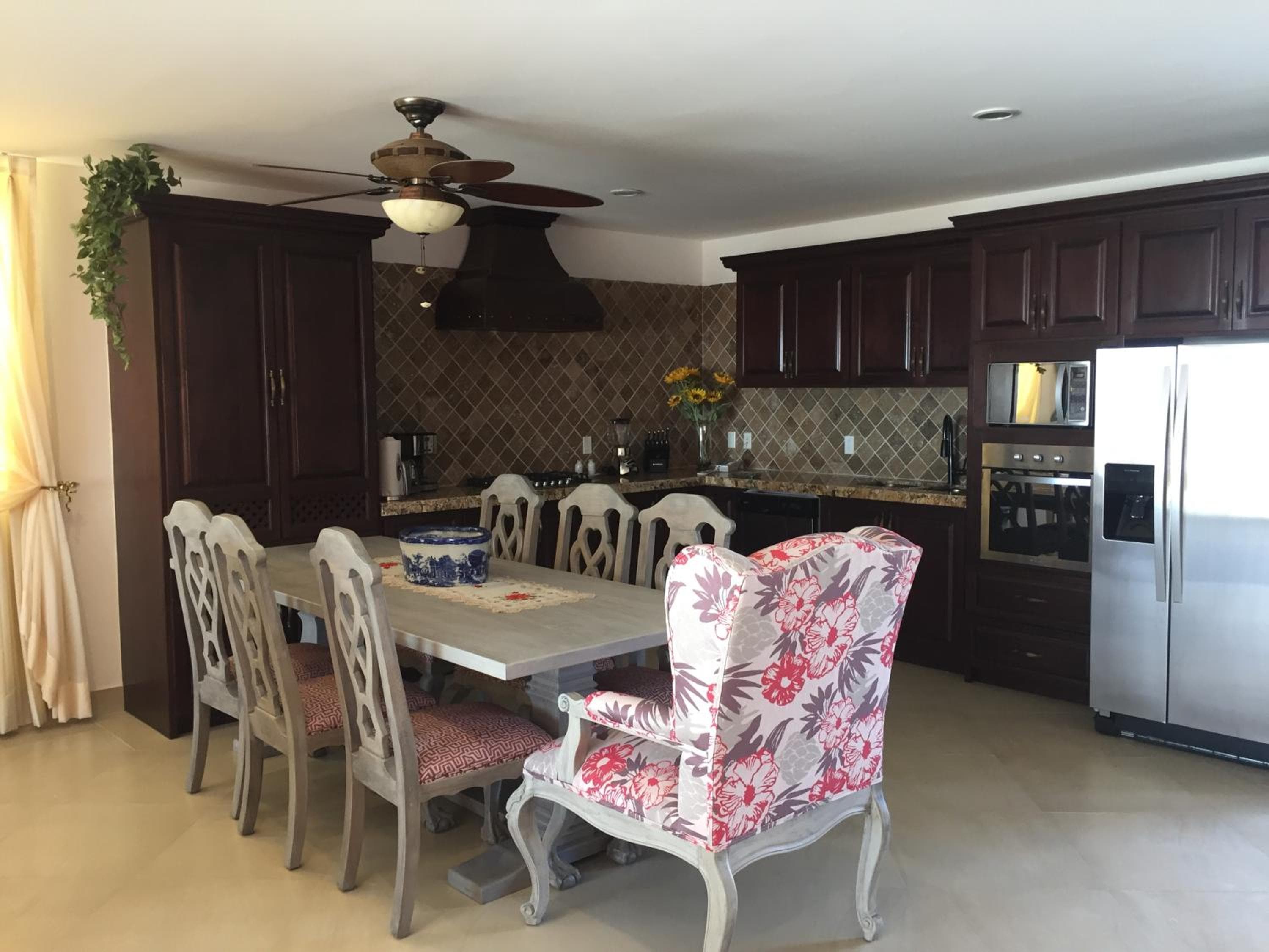 Hacienda Encantada Resort & Residences