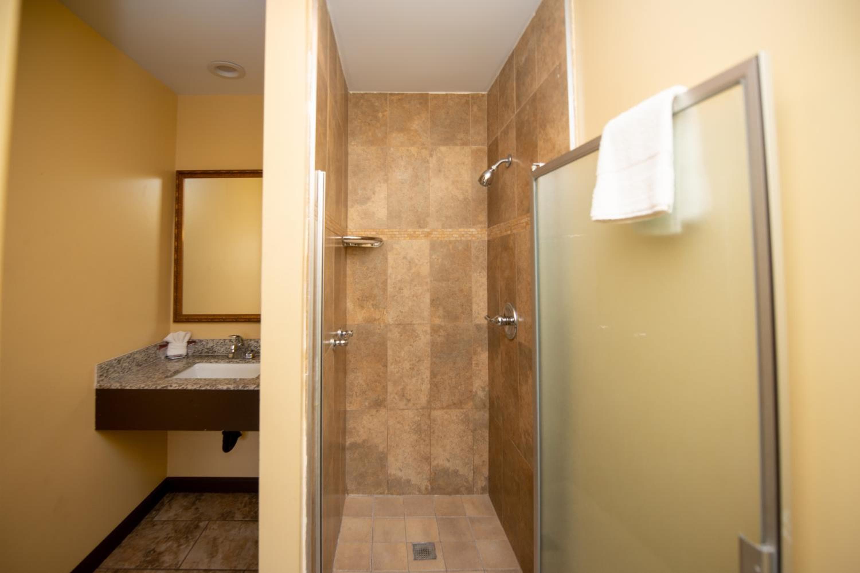 Casa Bella Inn- Huntington Park