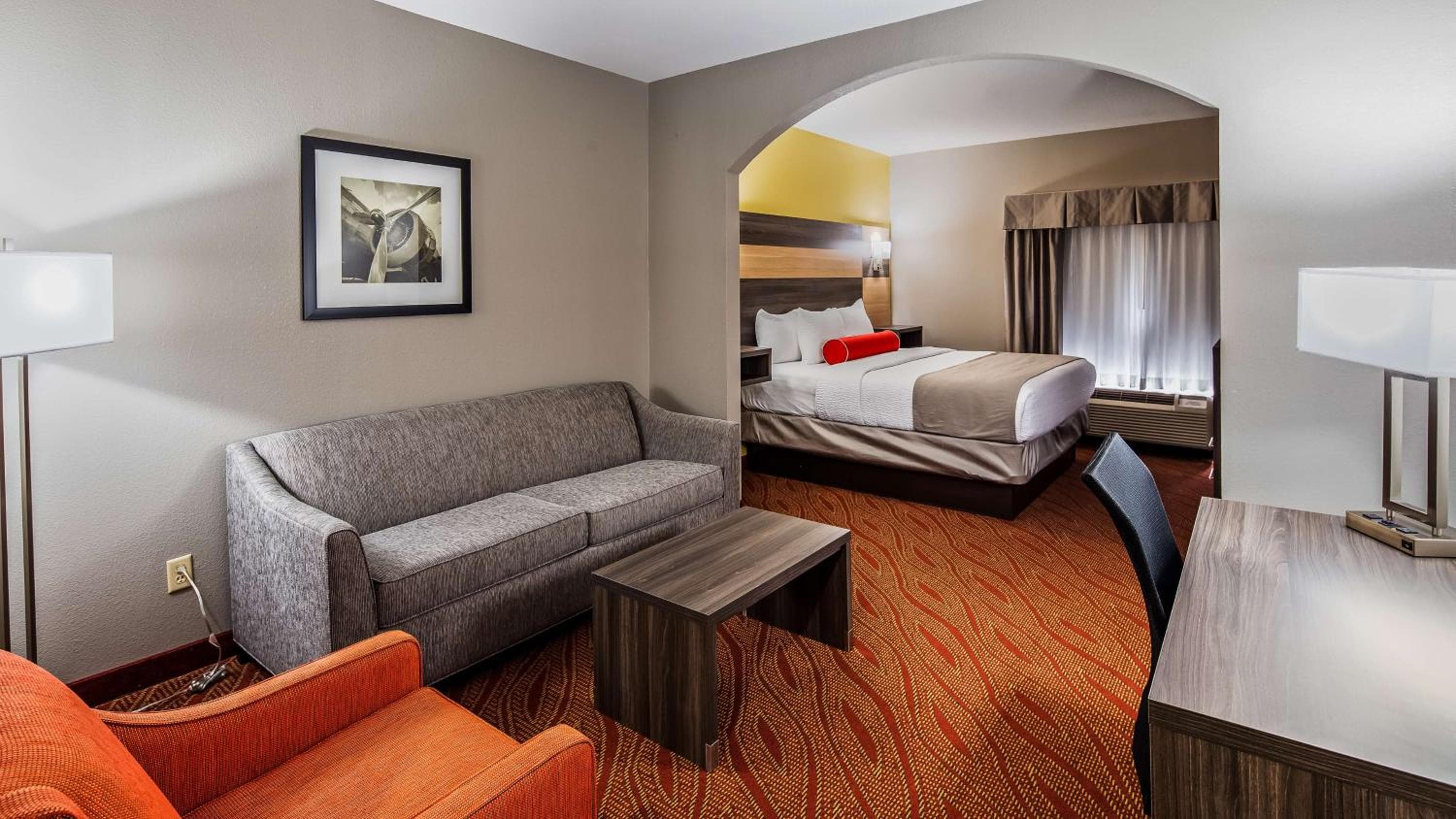 Best Western Plus Midwest City Inn & Suites