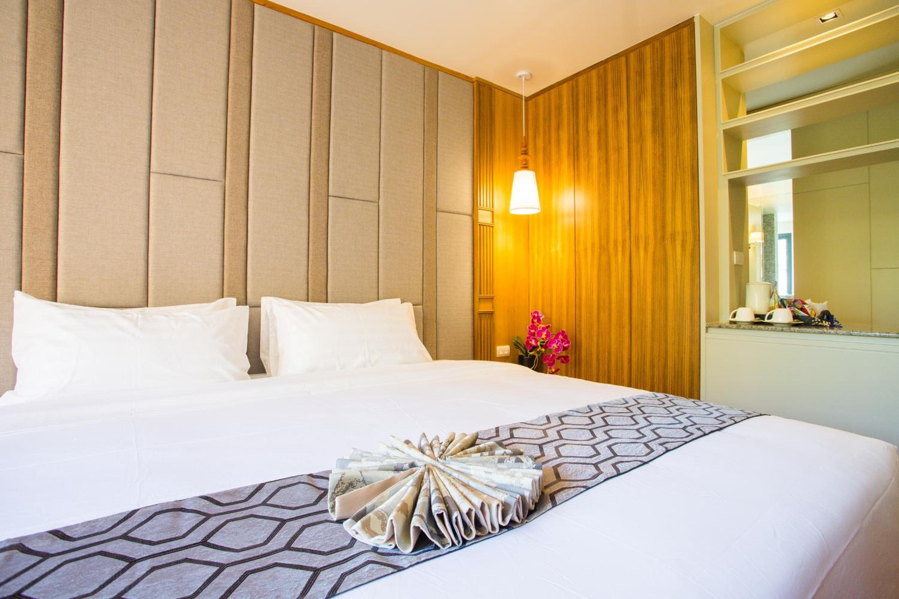 Lanna Thaphae Hotel