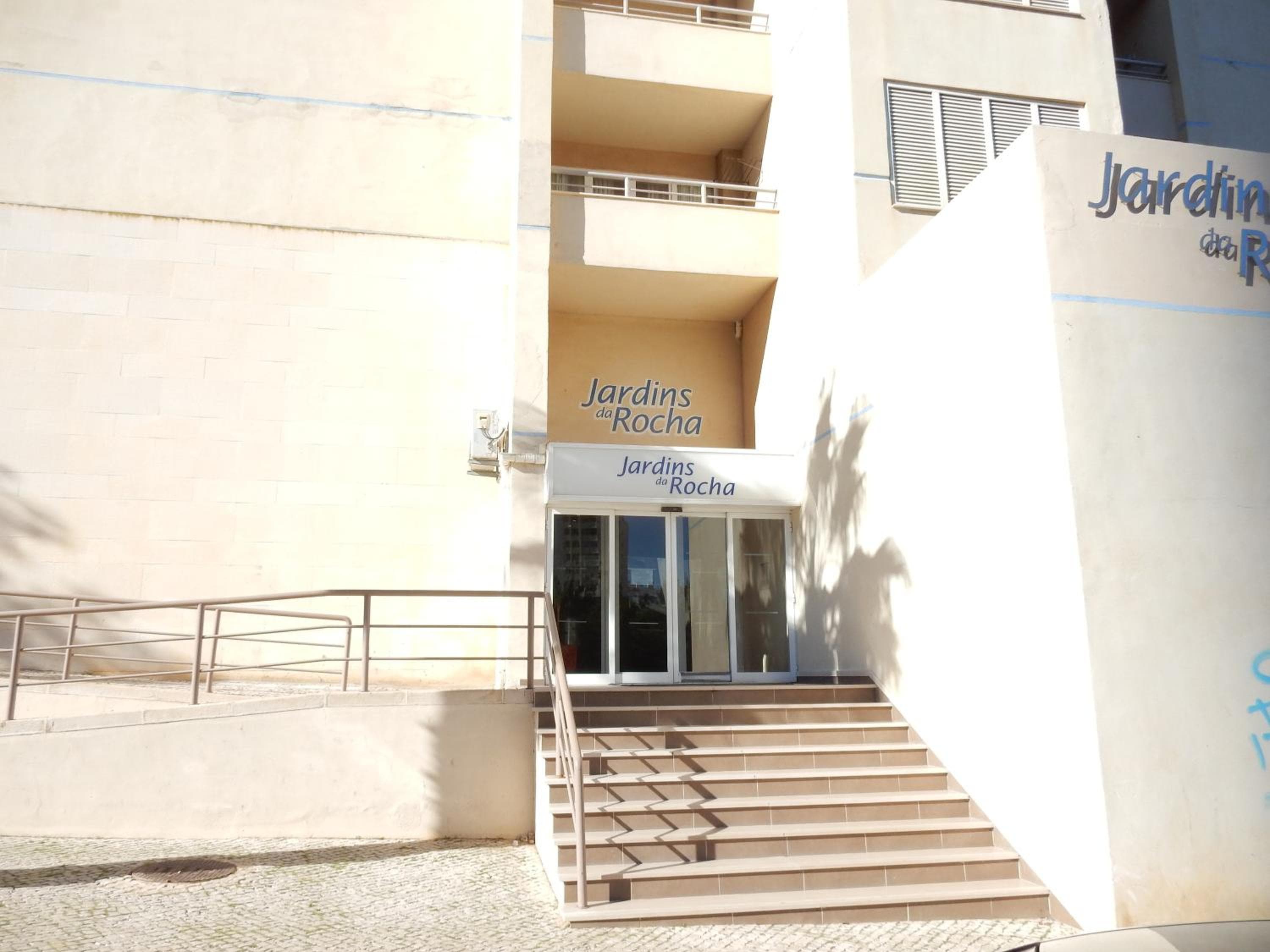Apartamentos Turisticos Perola da Rocha