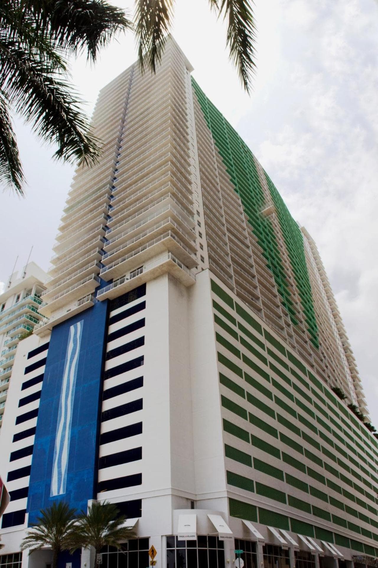 The Stay At Brickell Club