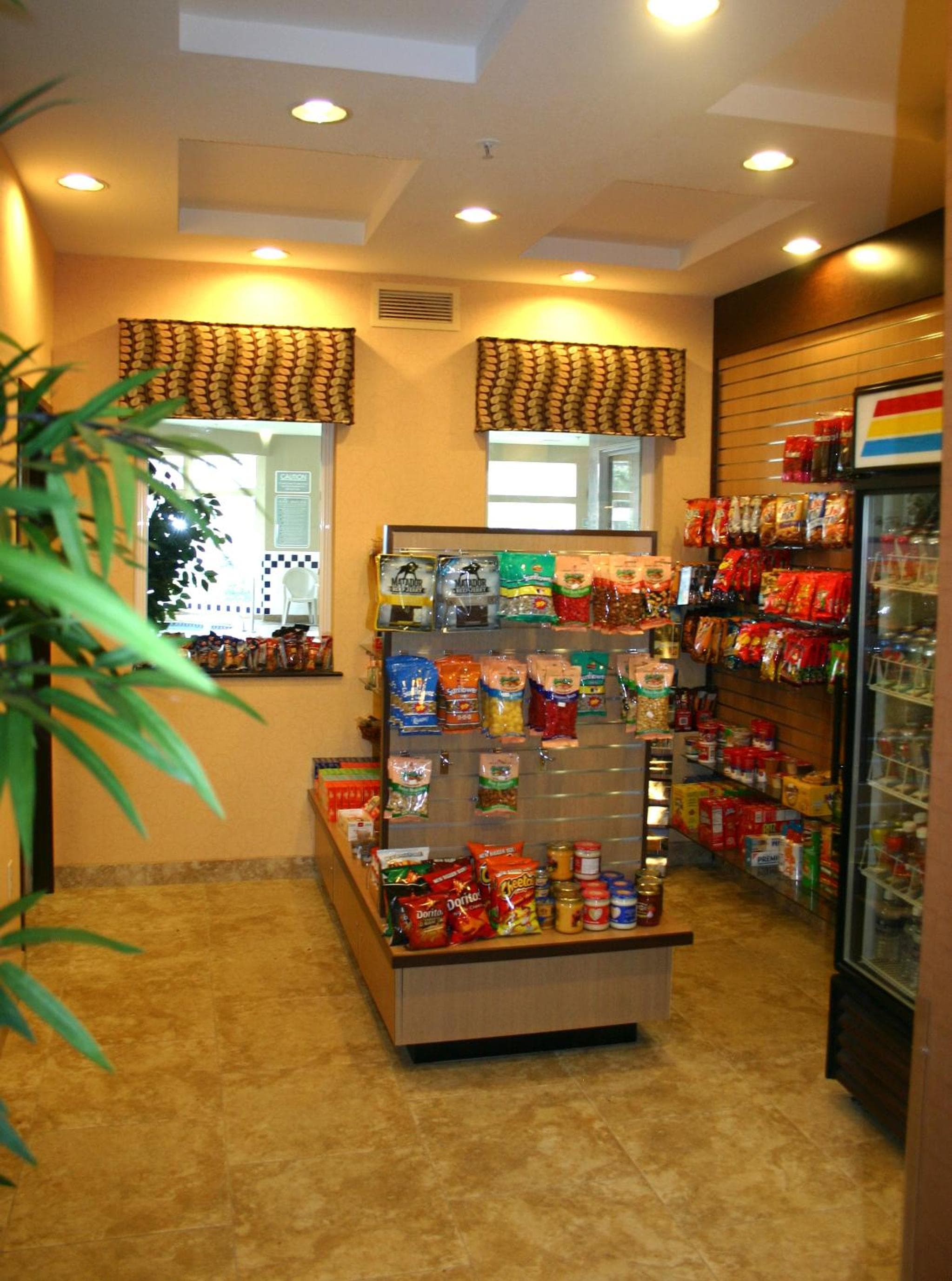 Crystal Inn Hotel & Suites - Salt Lake City