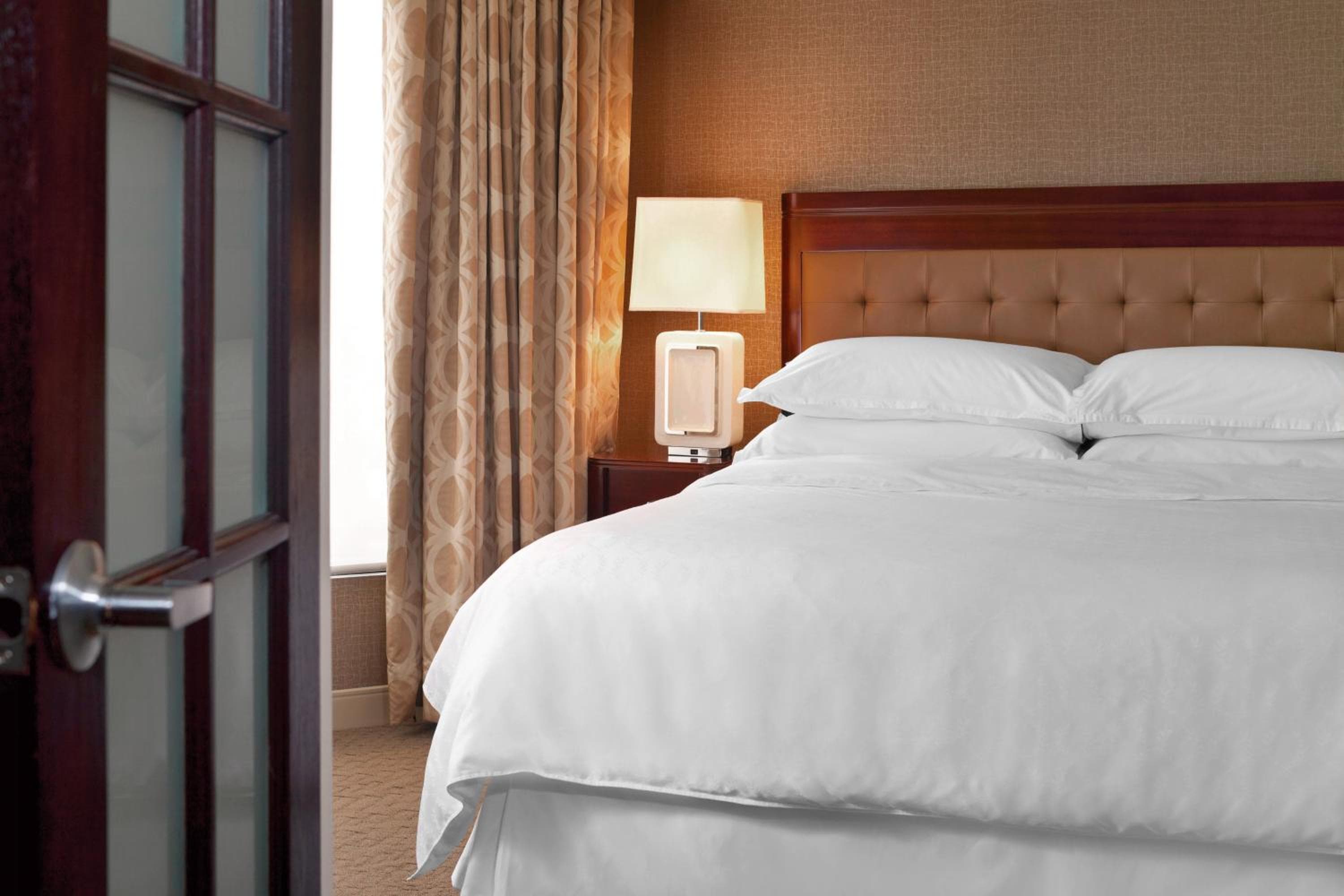 Red Deer Resort & Casino