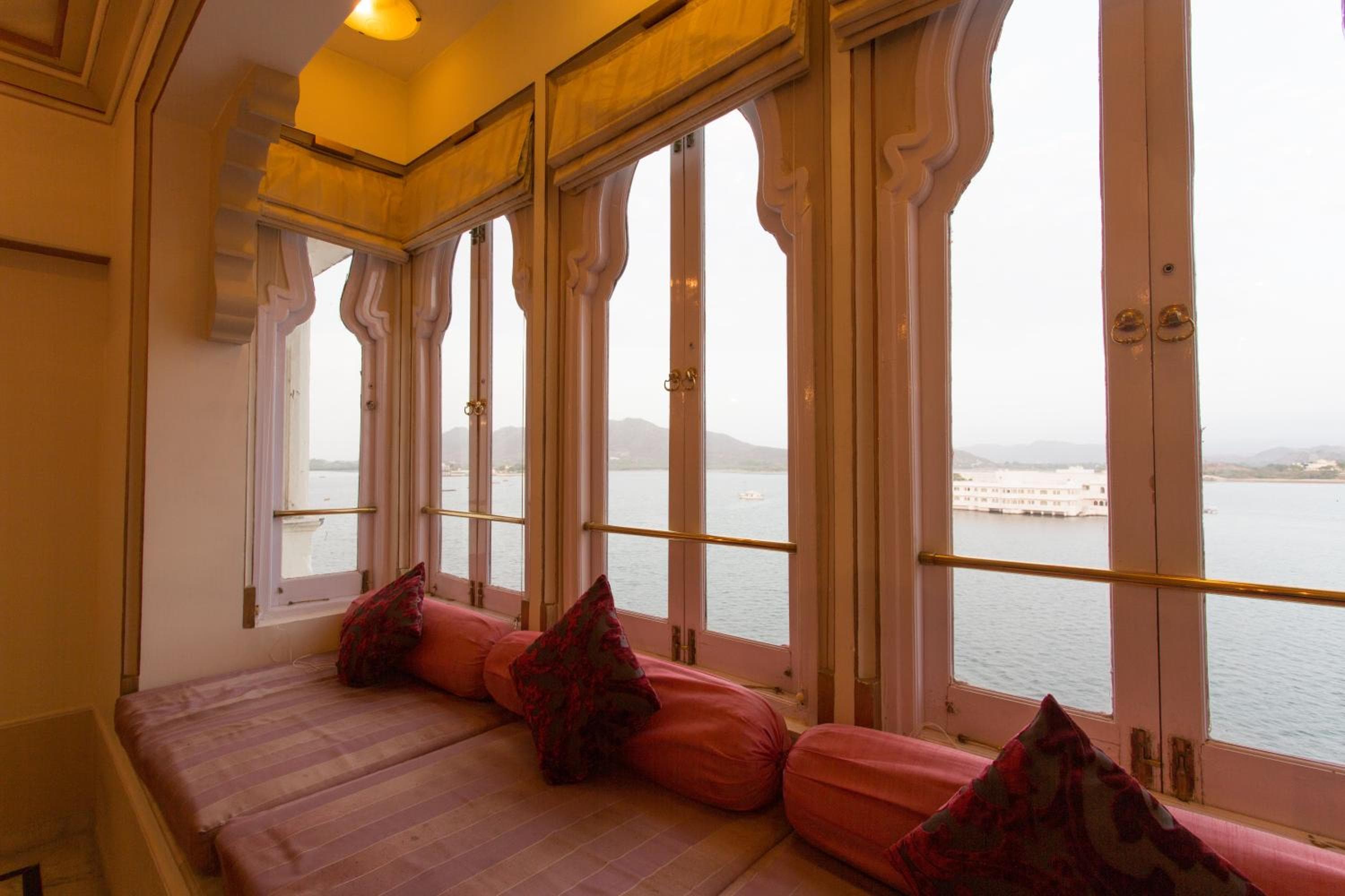 Taj Fateh Prakash Palace Udaipur