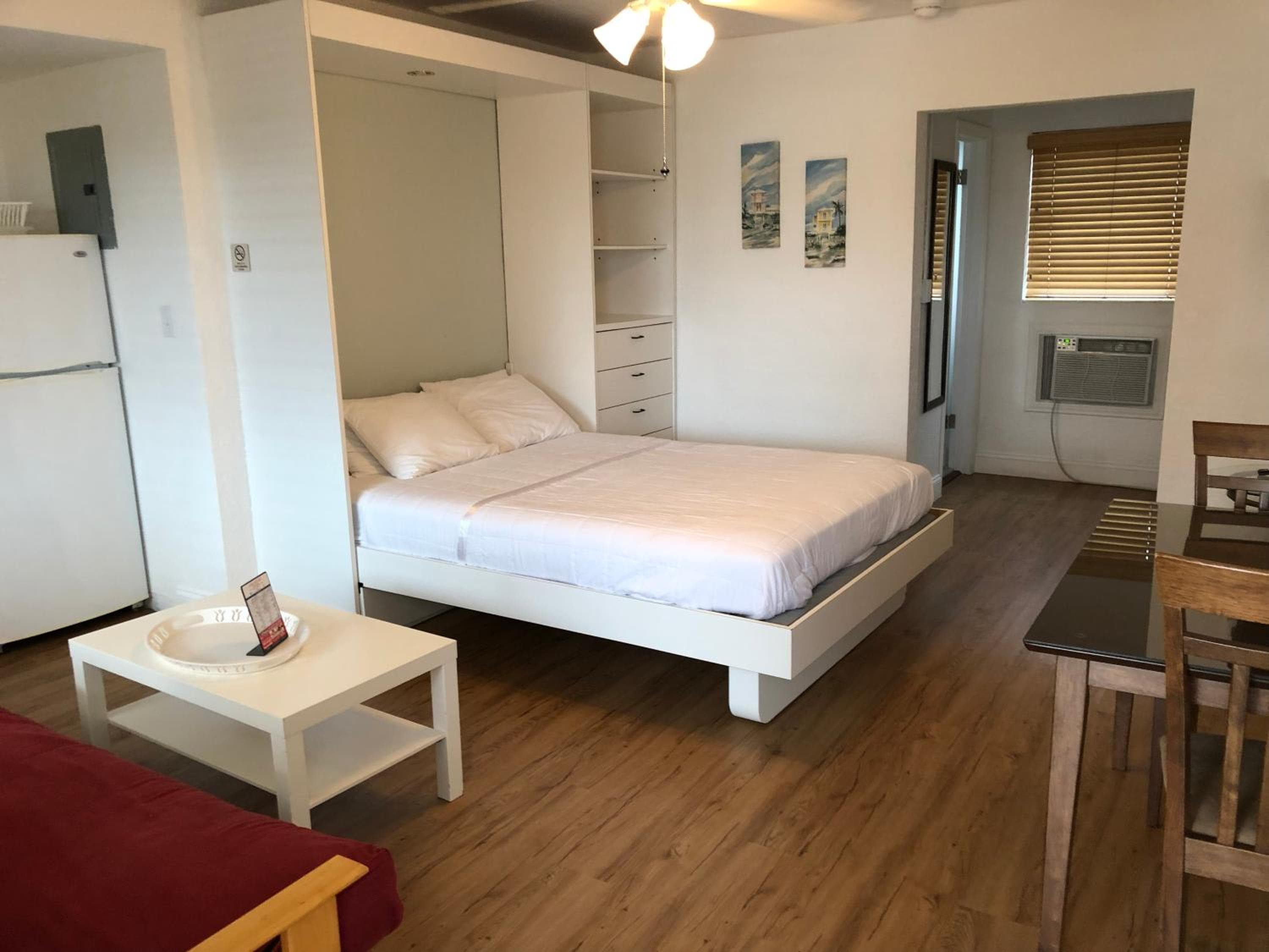 Coral Key Inn