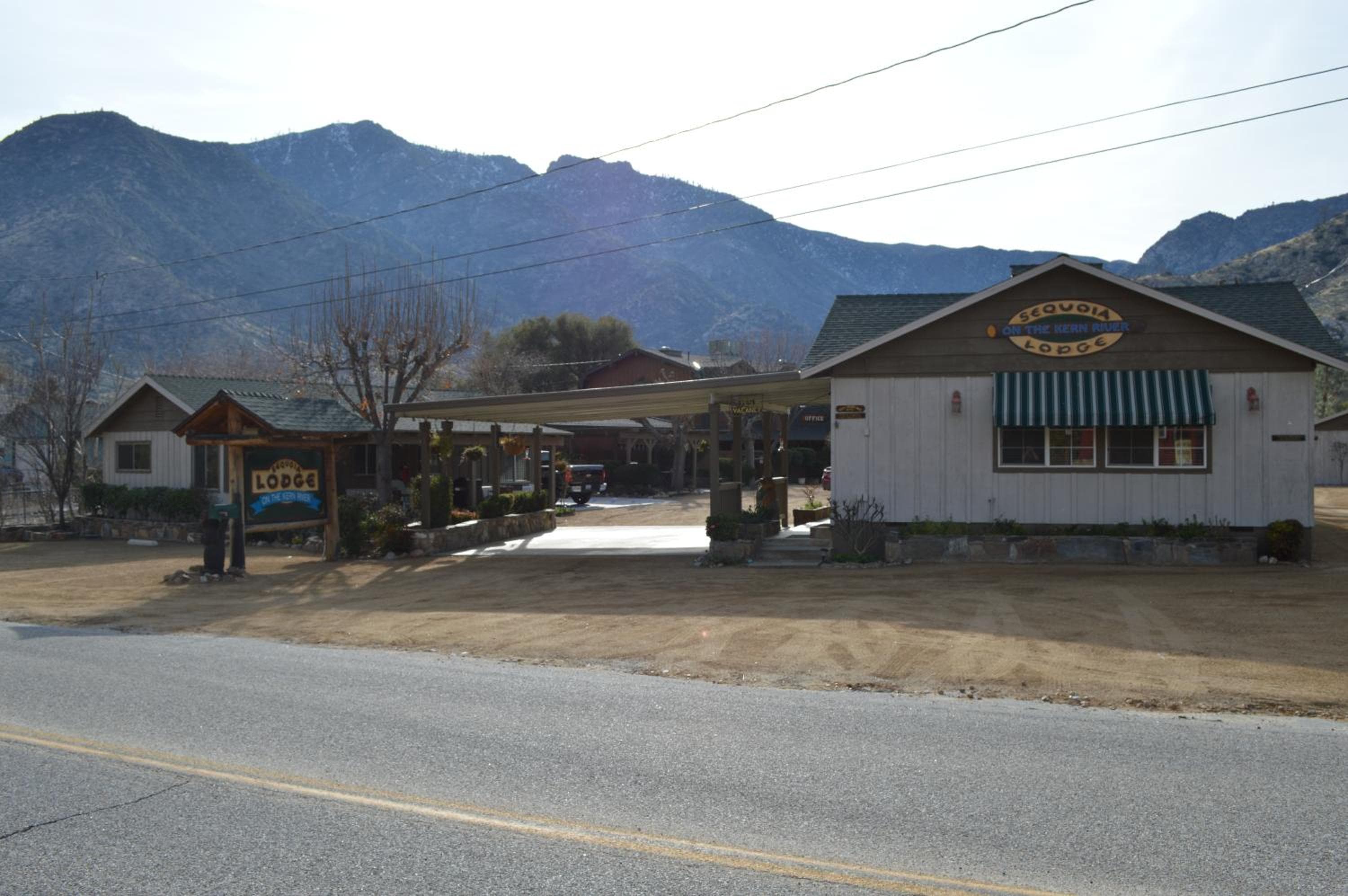 Sequoia Lodge
