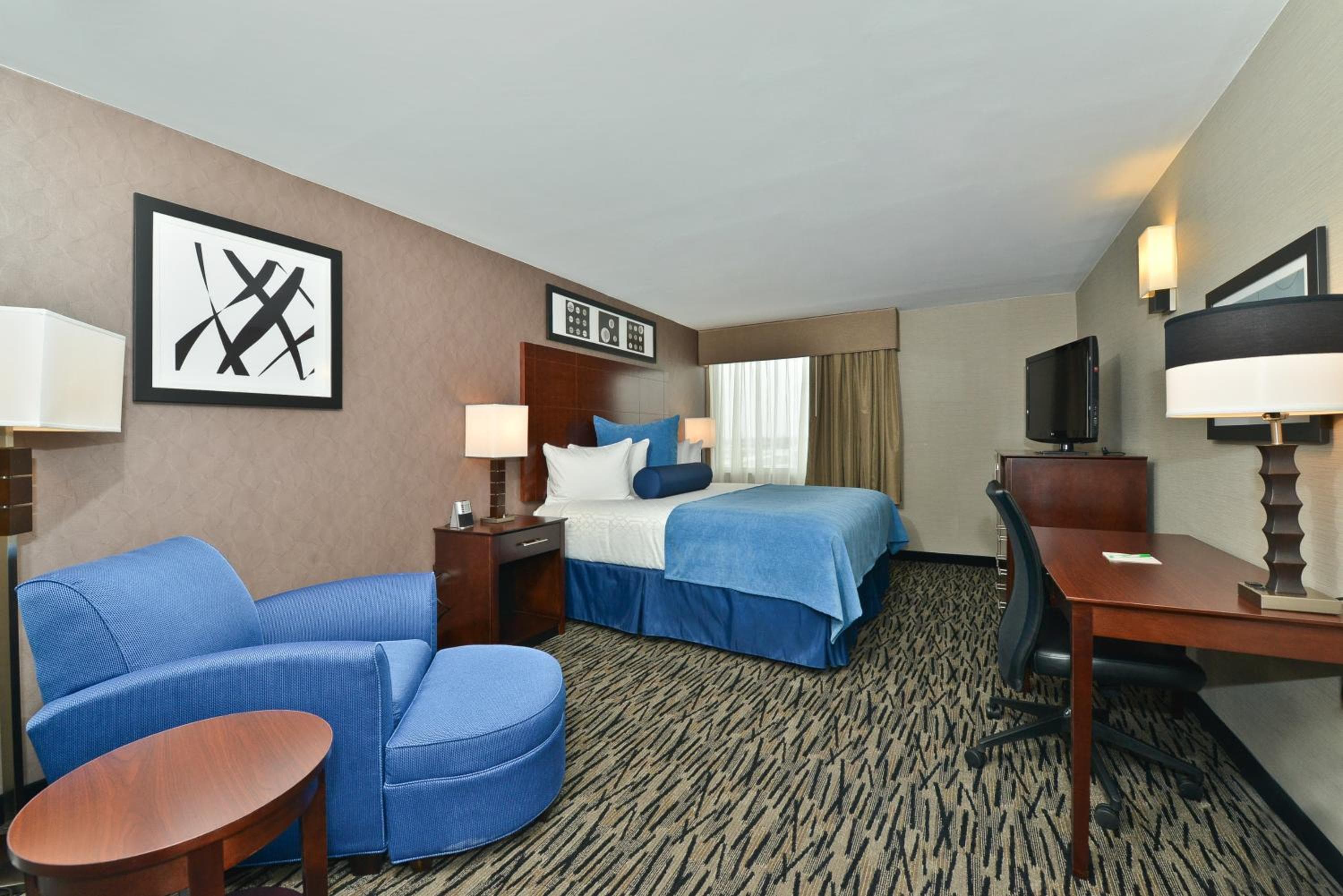 Wyndham Garden Elk Grove Village - O'Hare