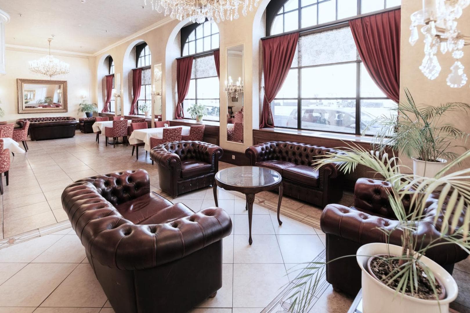 Hotel Monopol - Central Station