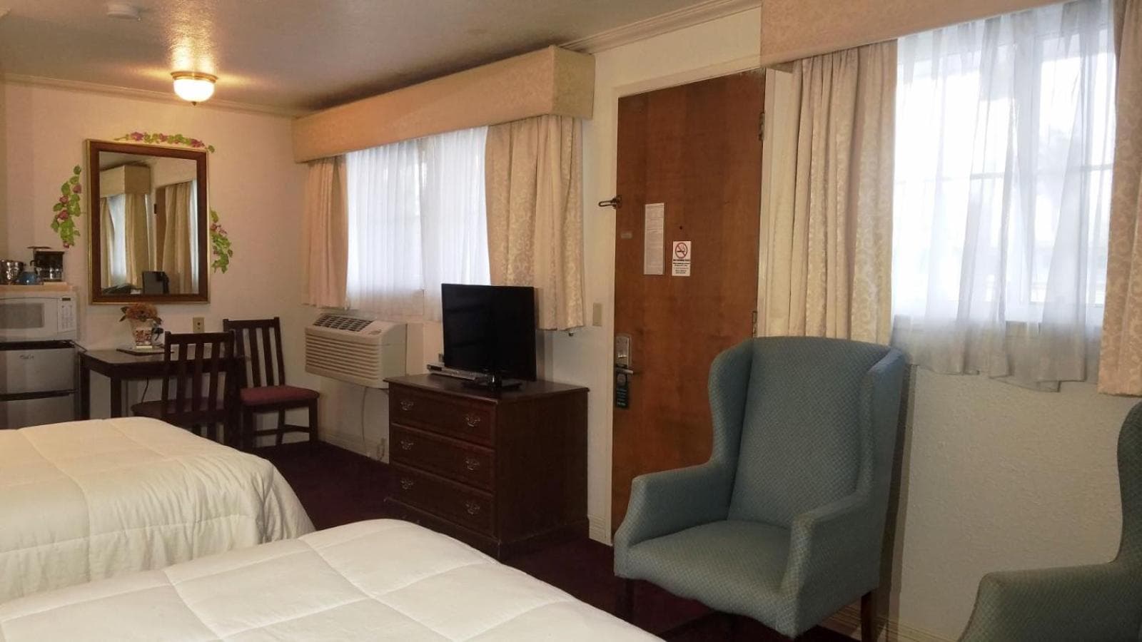 Stanford Motor Inn