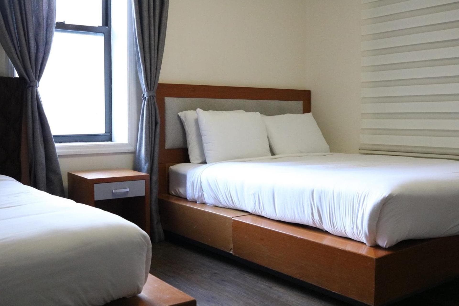 Midtown West Hotel