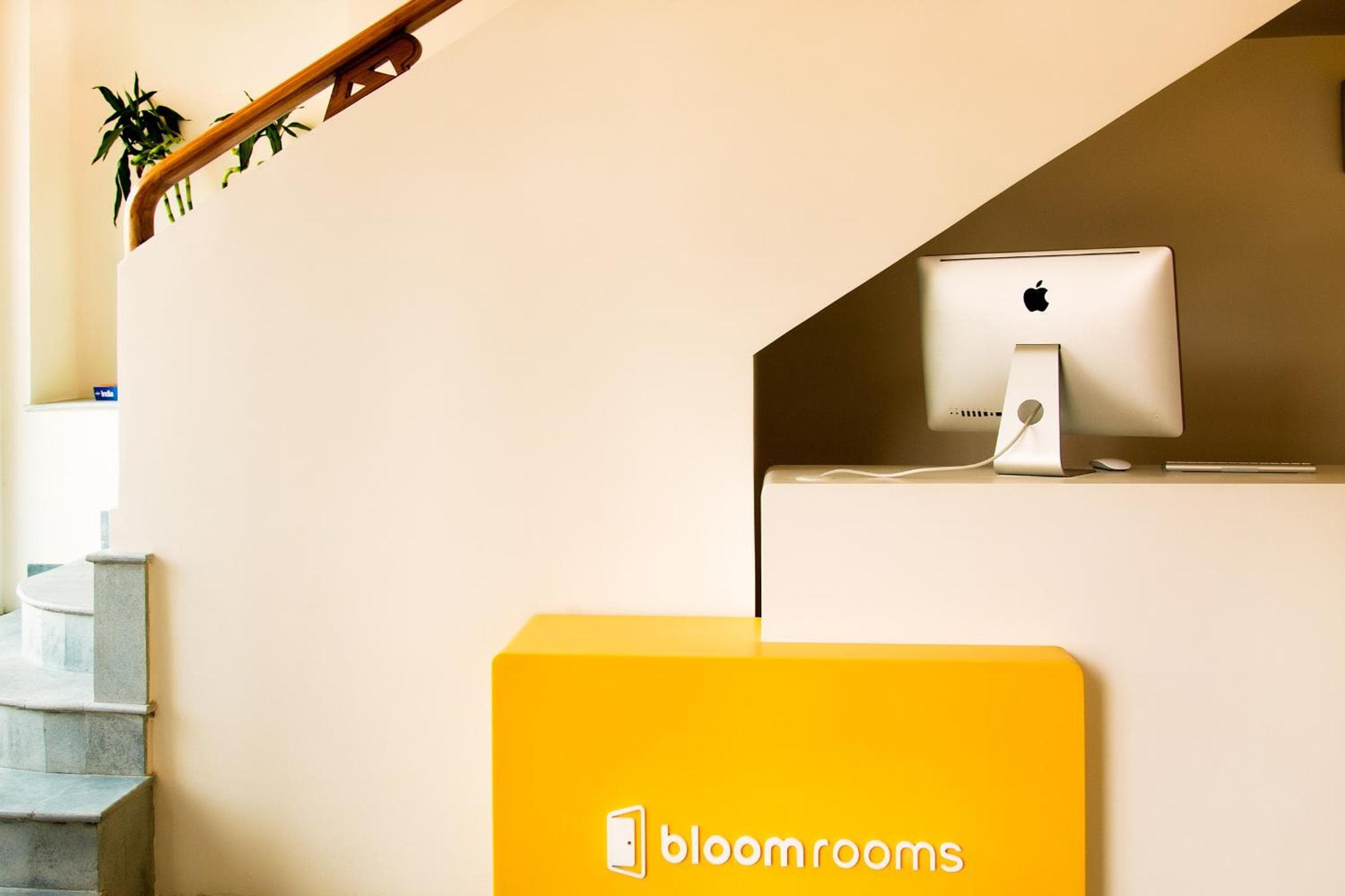 Bloomrooms @ New Delhi Railway Station
