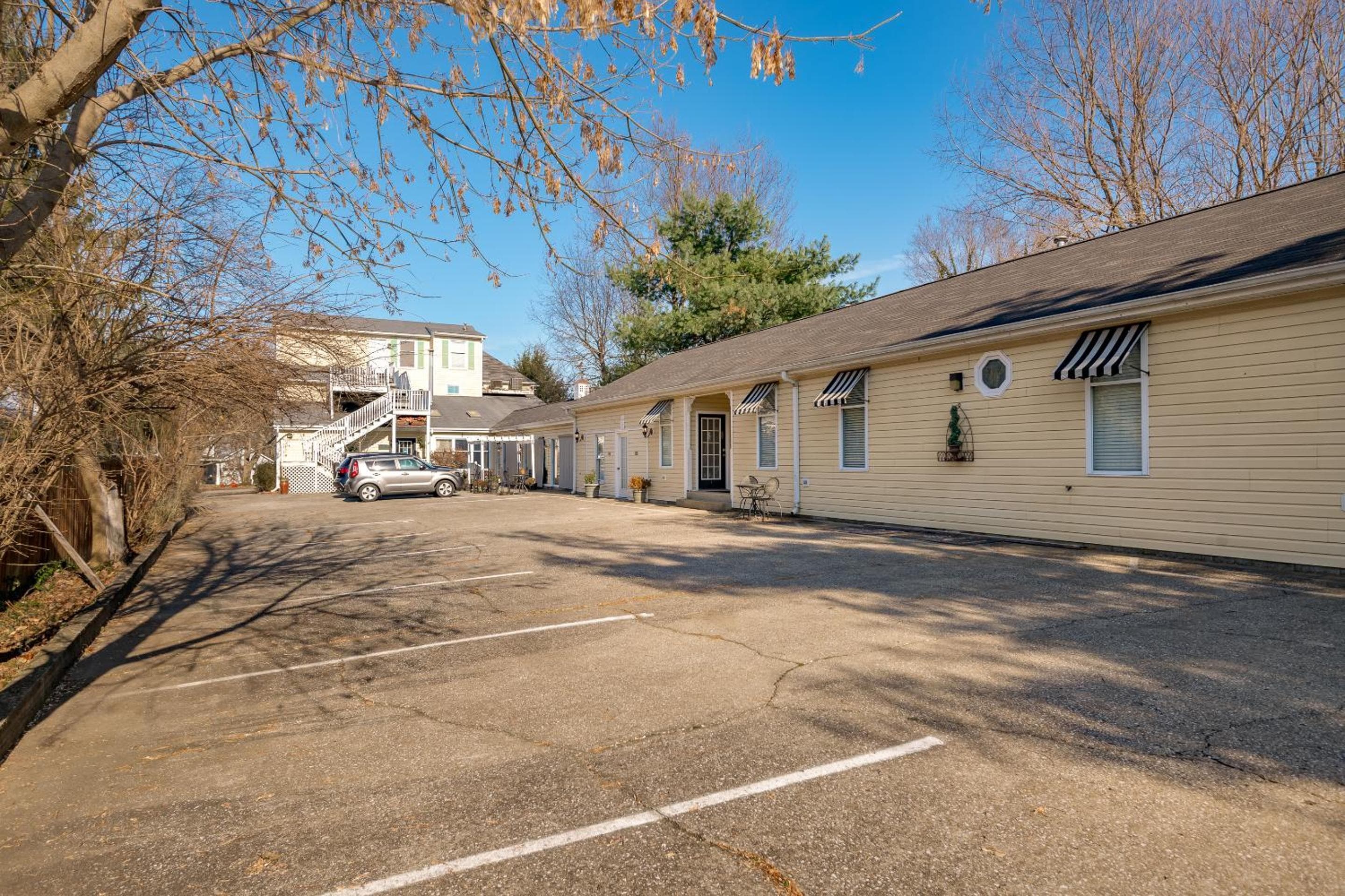 Montgomery Inn BnB