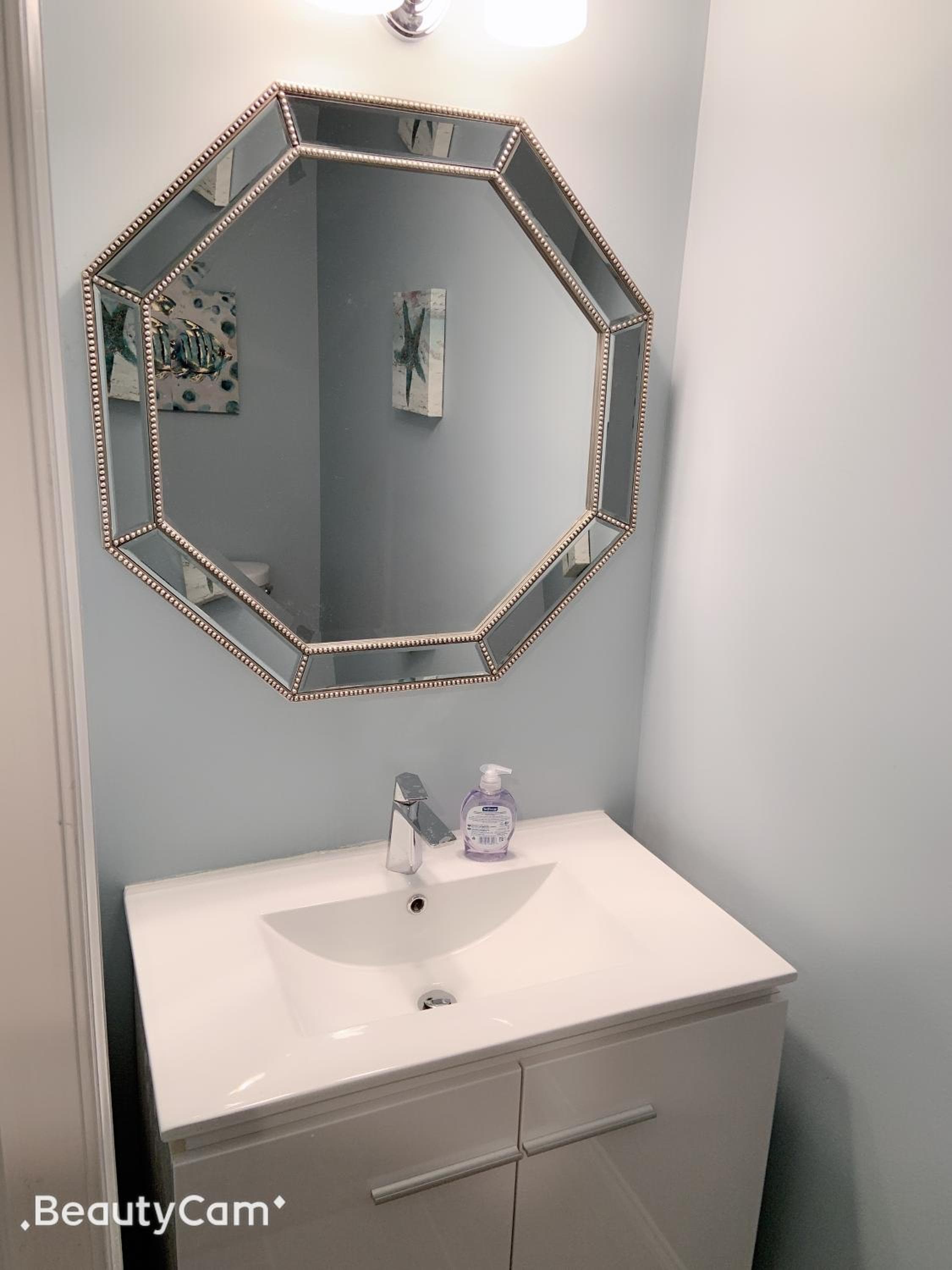 EN SUITE NEXT TO FELLS POINT